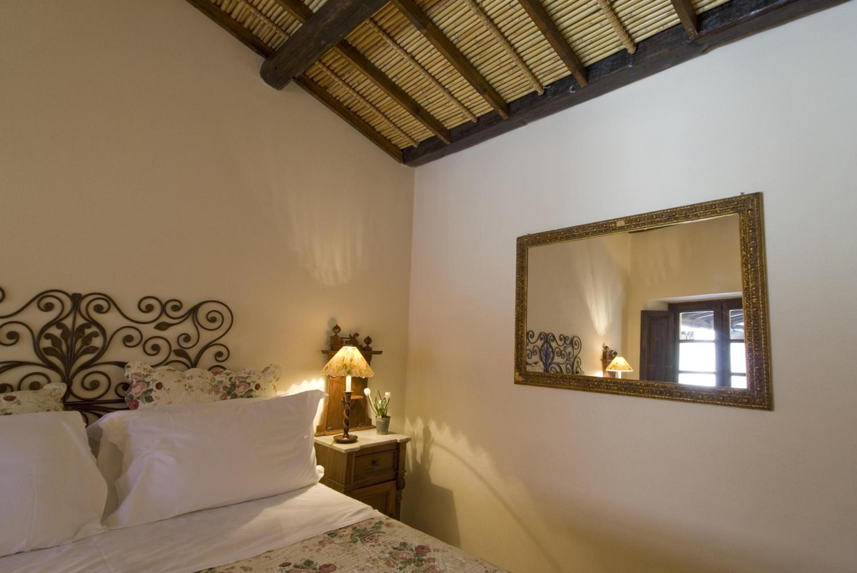 Double Room - Photo 30