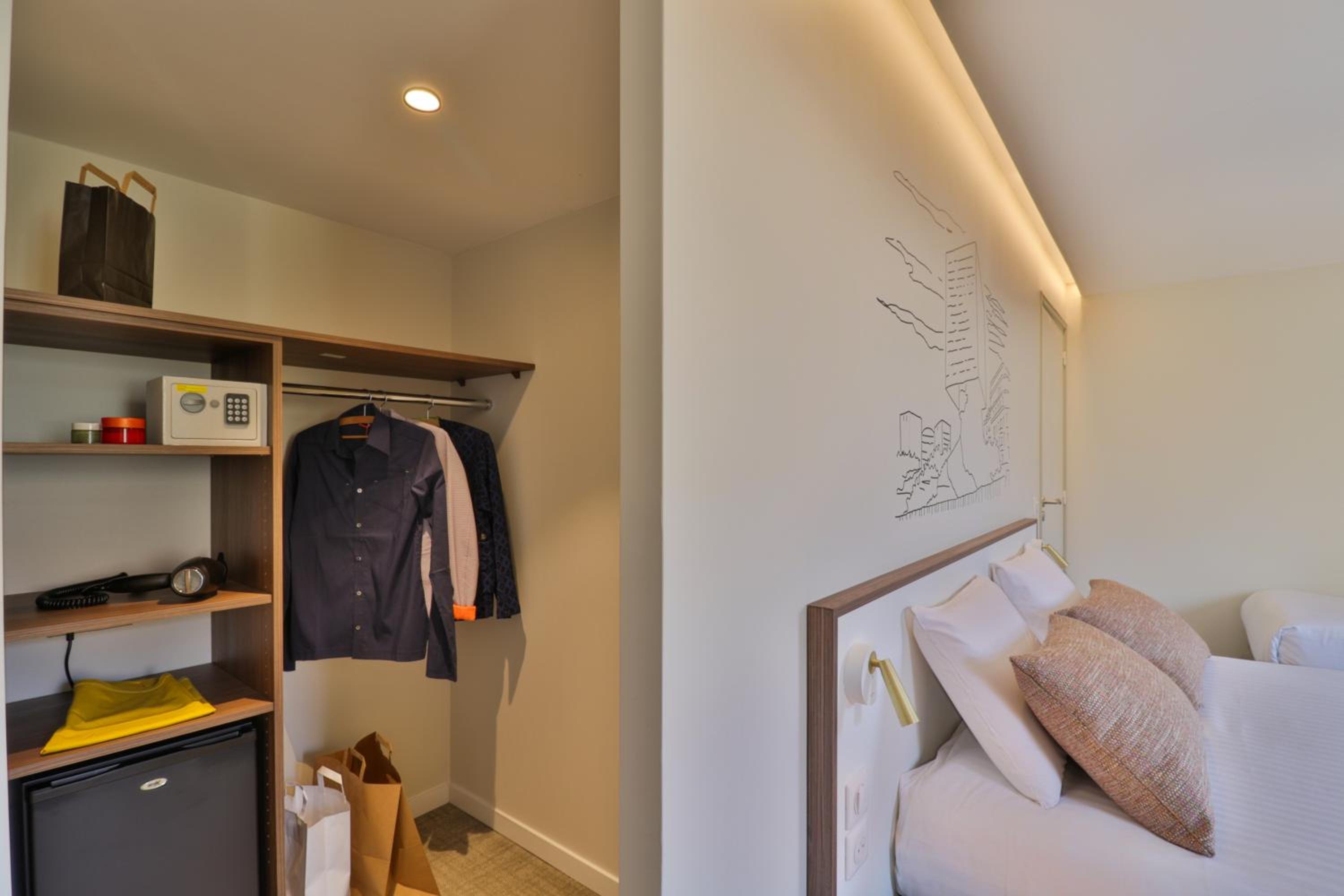Privilege Family Room - Photo 6