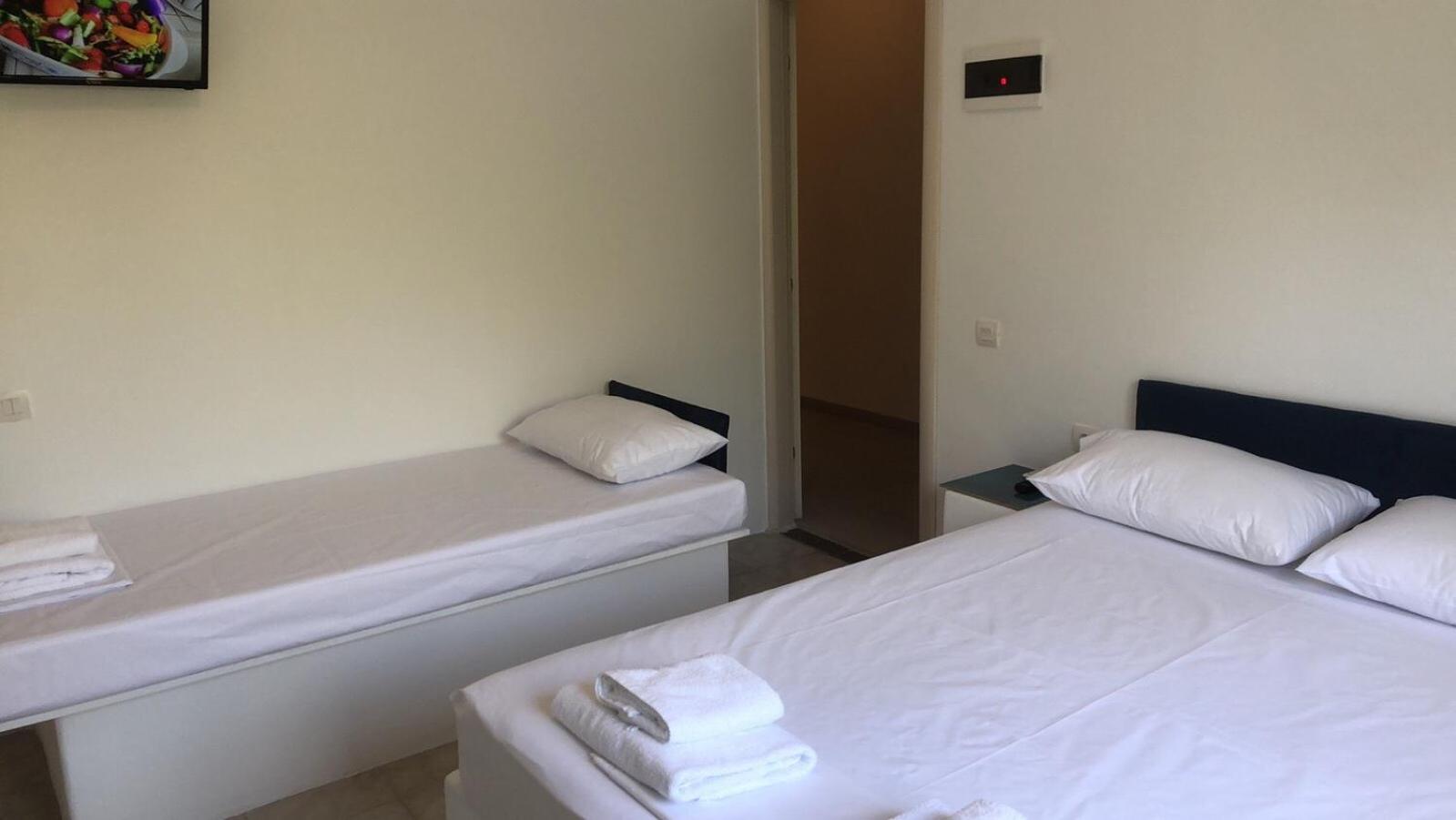 Standard Triple Room photo 2