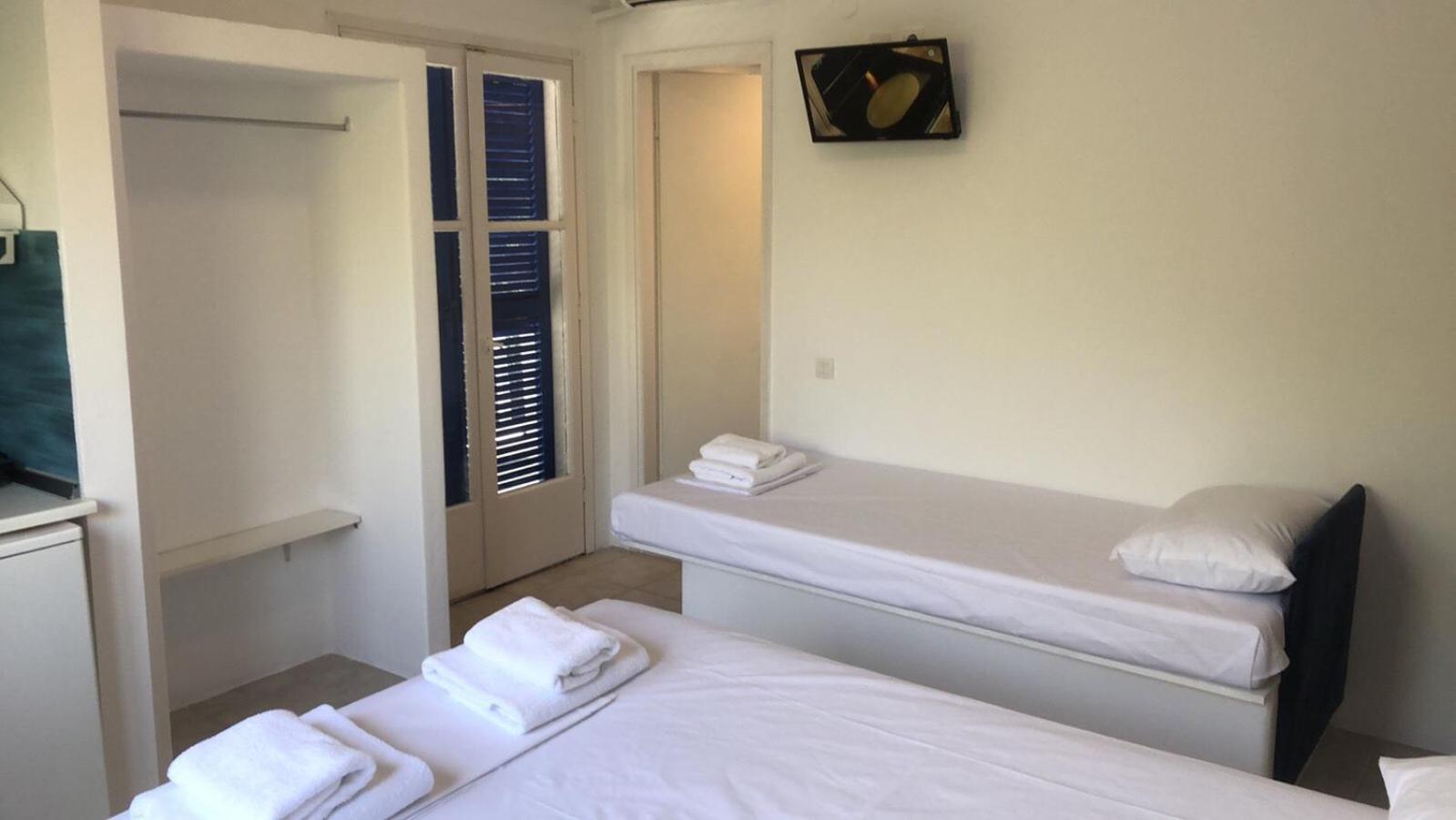 Standard Triple Room photo 3