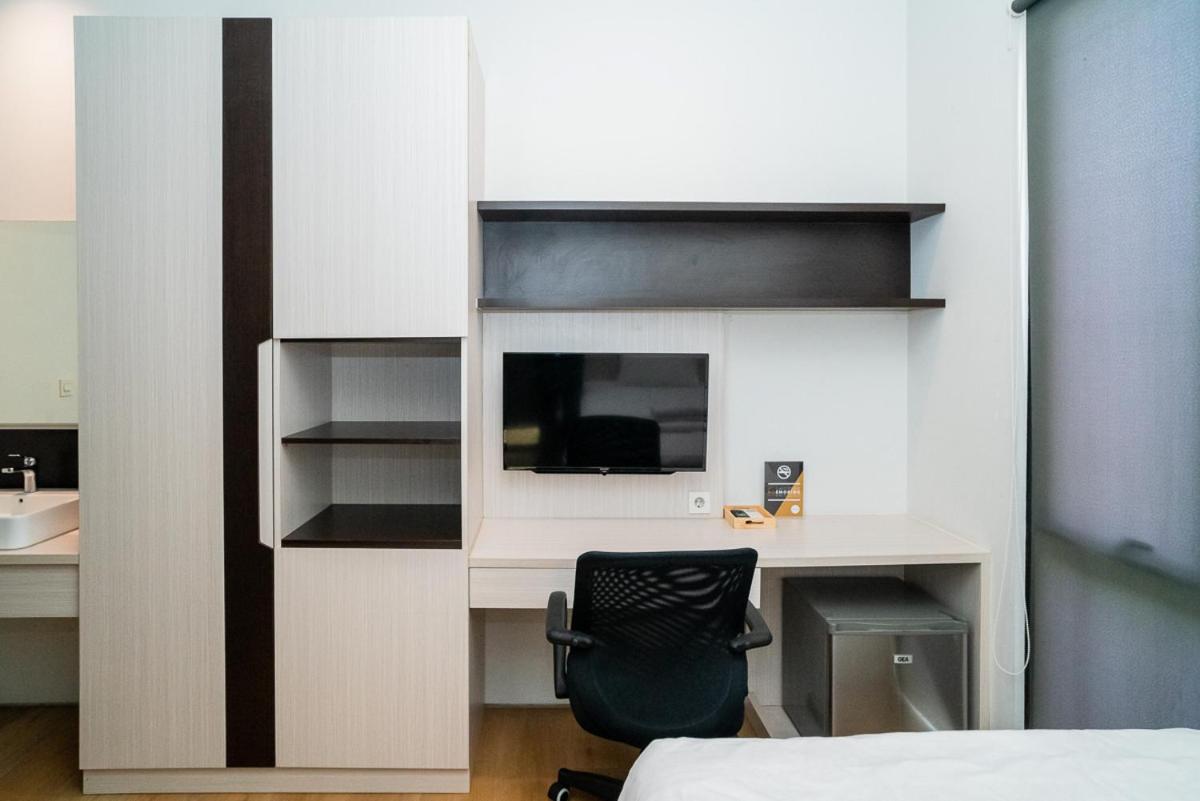 Twin Room - Photo 16