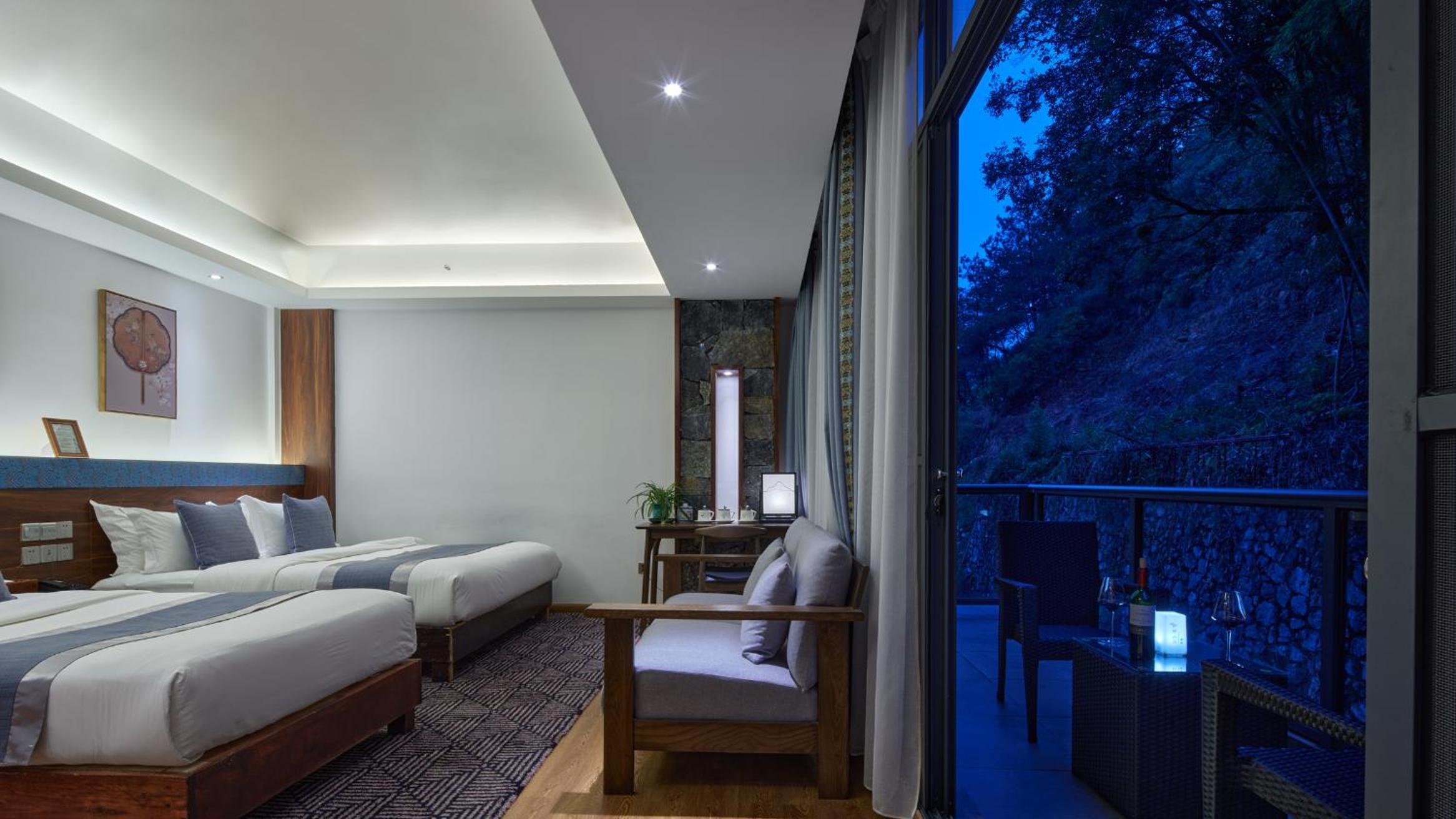 Bamboo Forest Parent-child Room