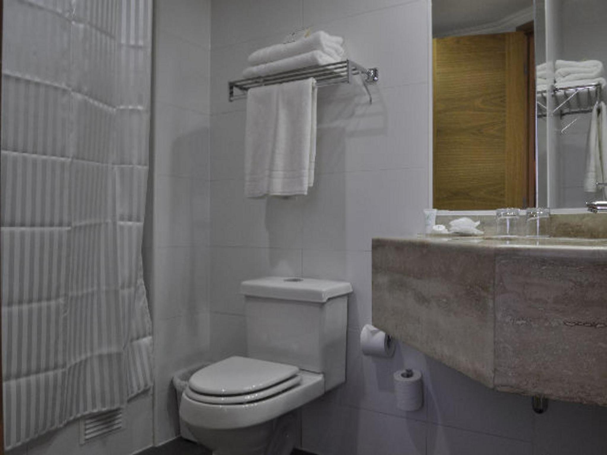 Queen Room photo 3