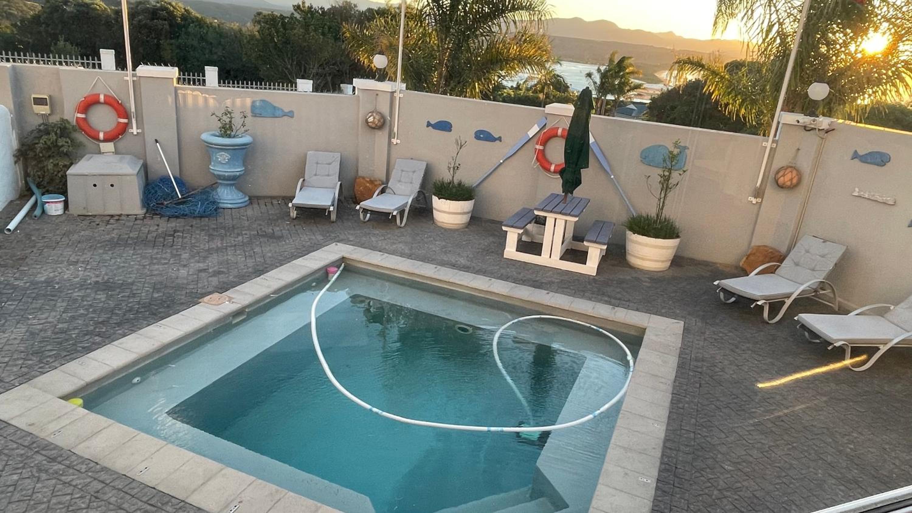 Superior Three-Bedroom Apartment with Ocean View - Photo 8