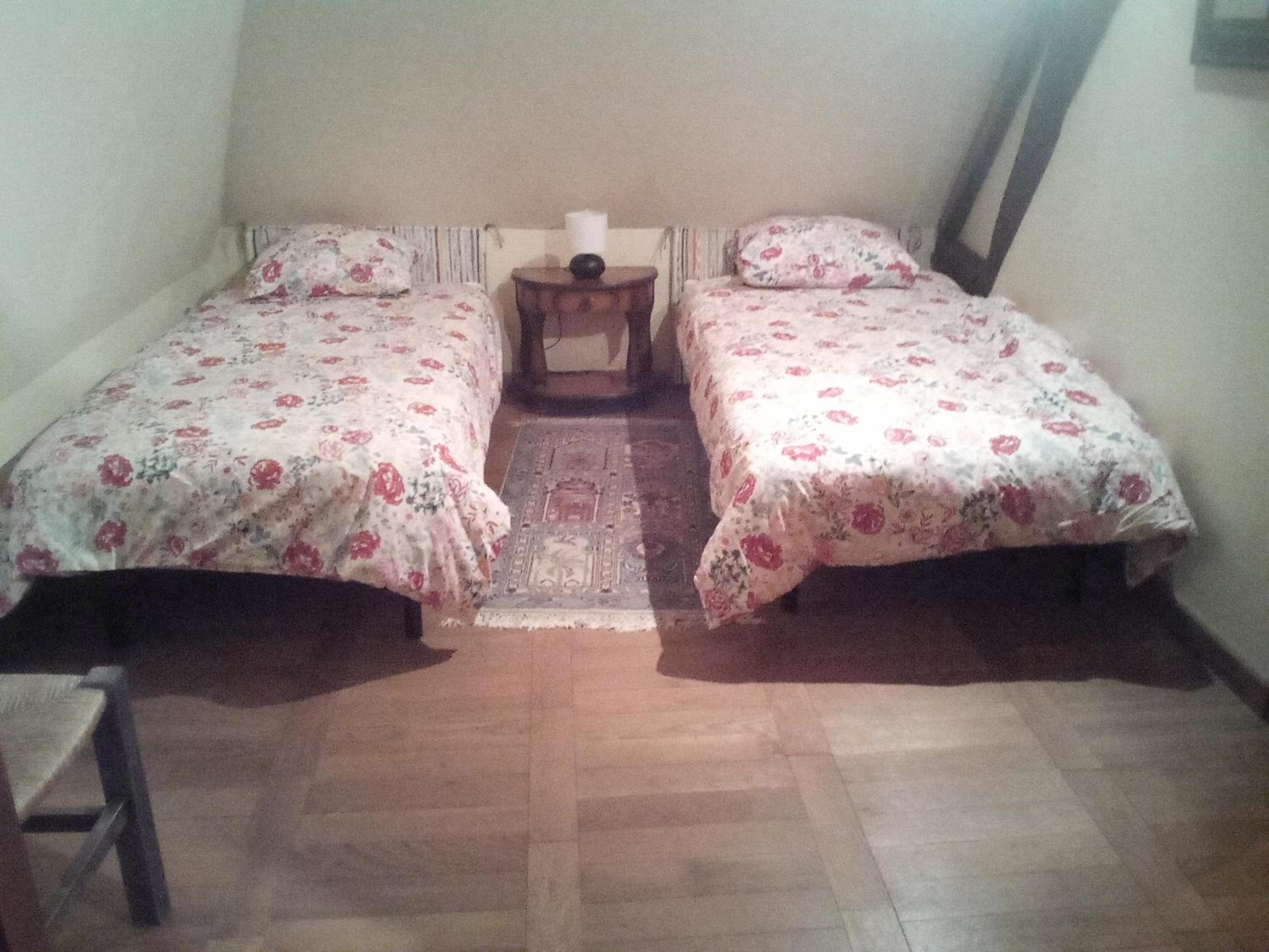 Double Room - Photo 3