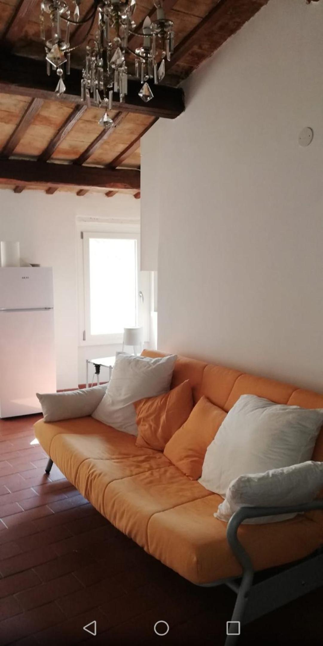 Two-Bedroom House - Photo 4
