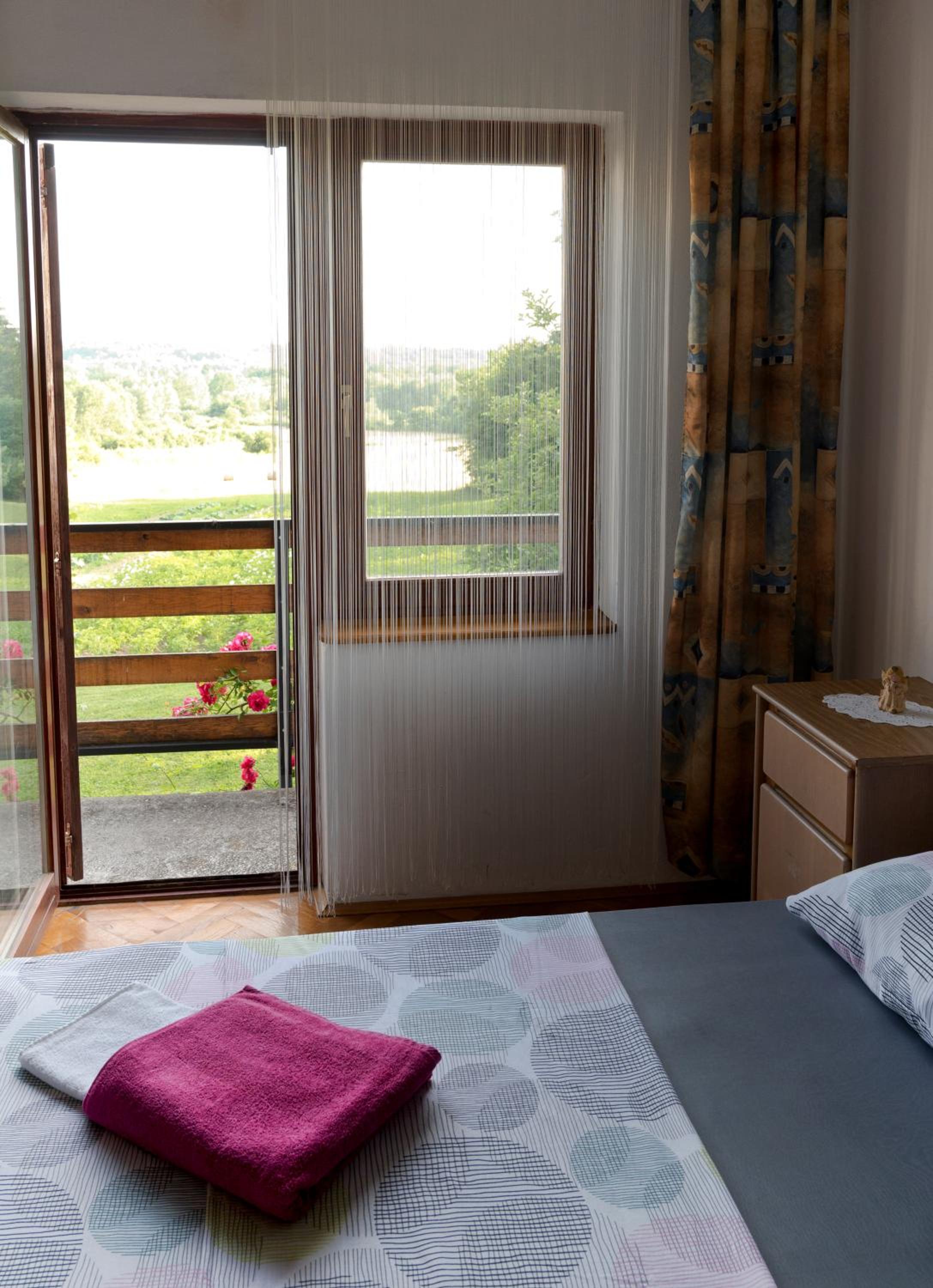 Four-Bedroom House - Photo 37