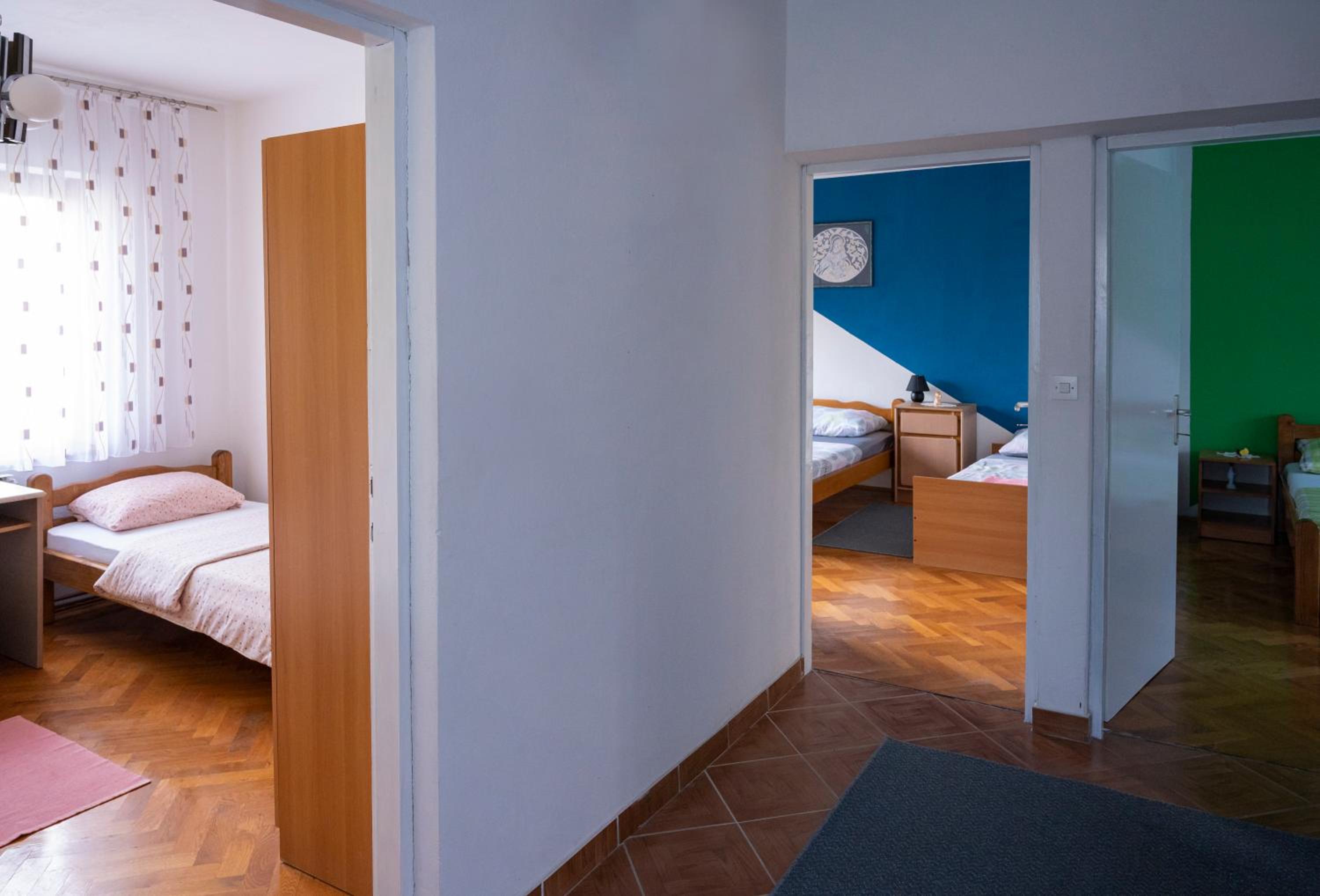 Four-Bedroom House - Photo 6