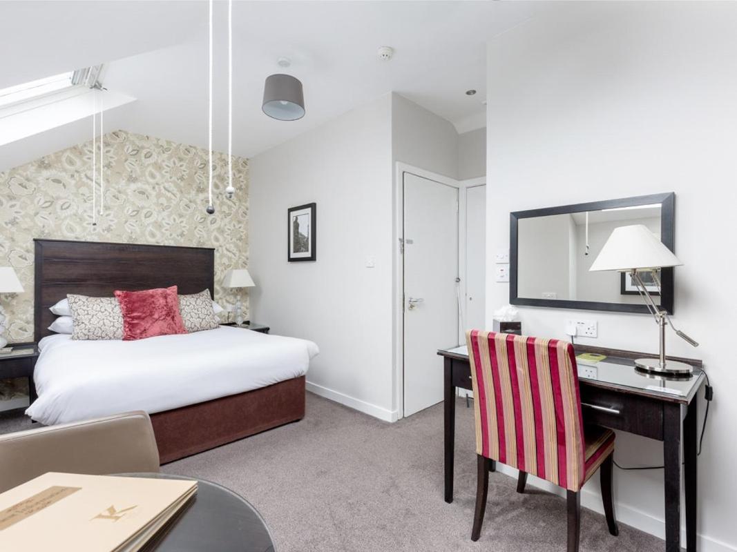 King Room with Bath