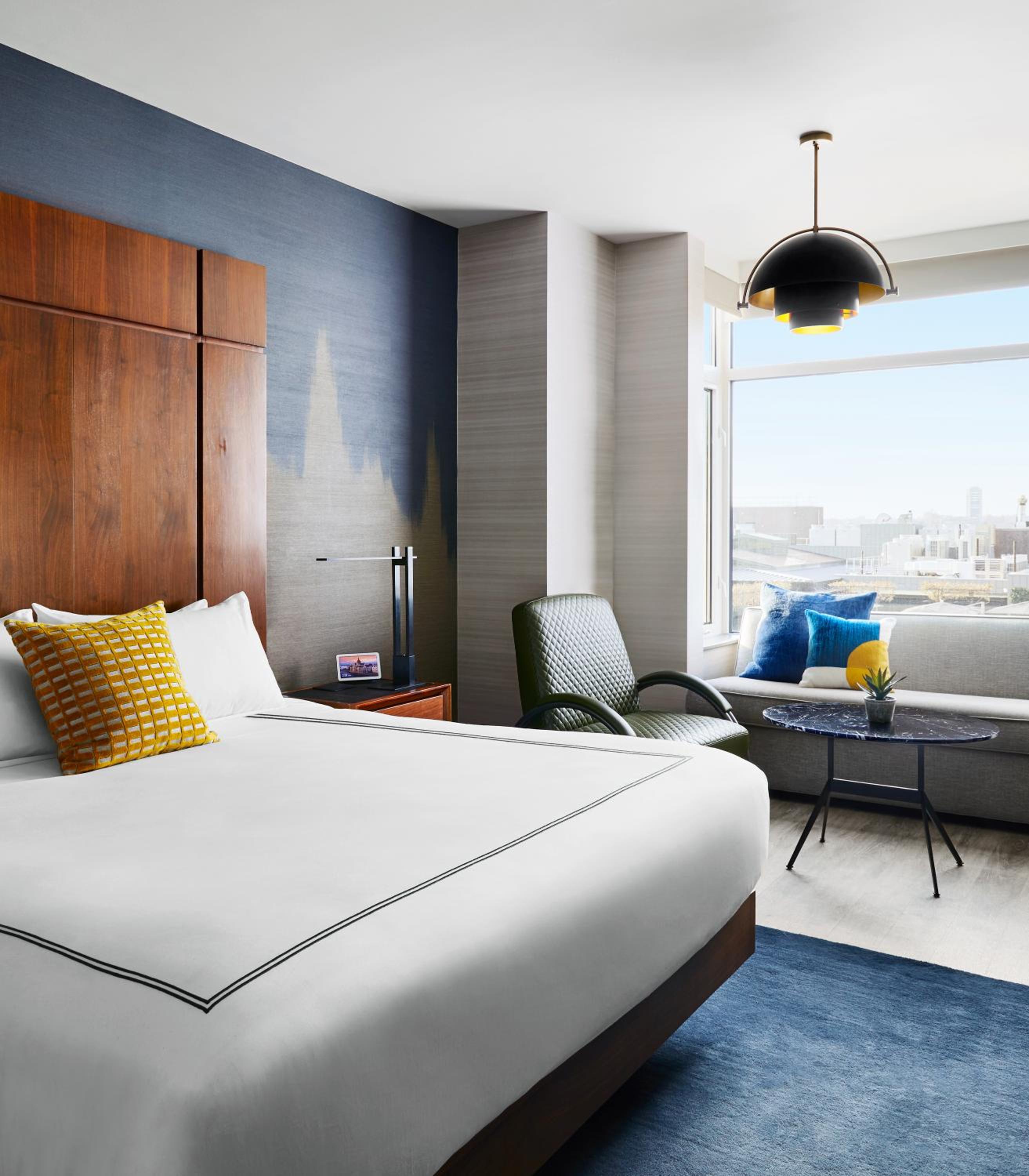Grand Deluxe King Room