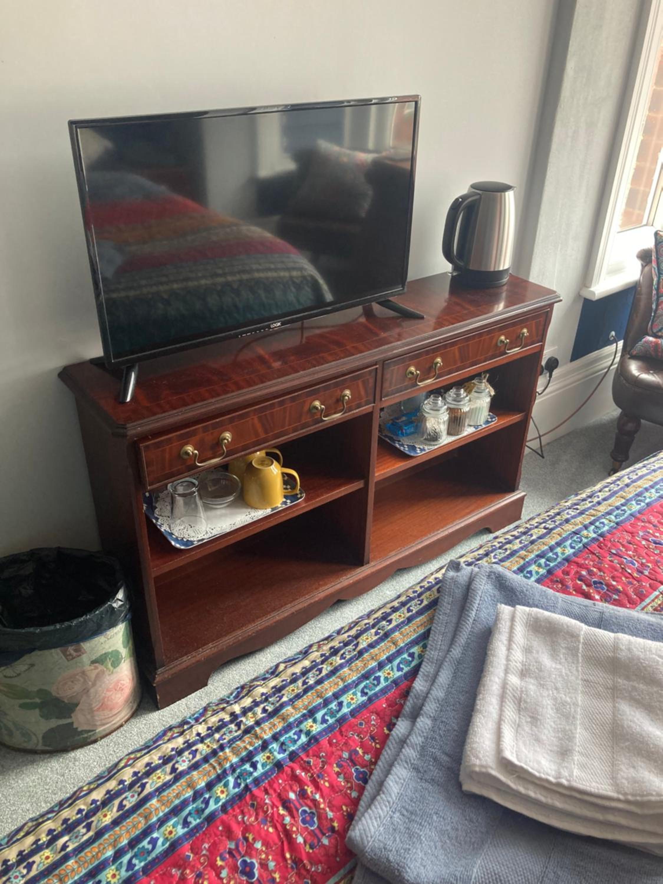 Deluxe Family Room - Photo 2