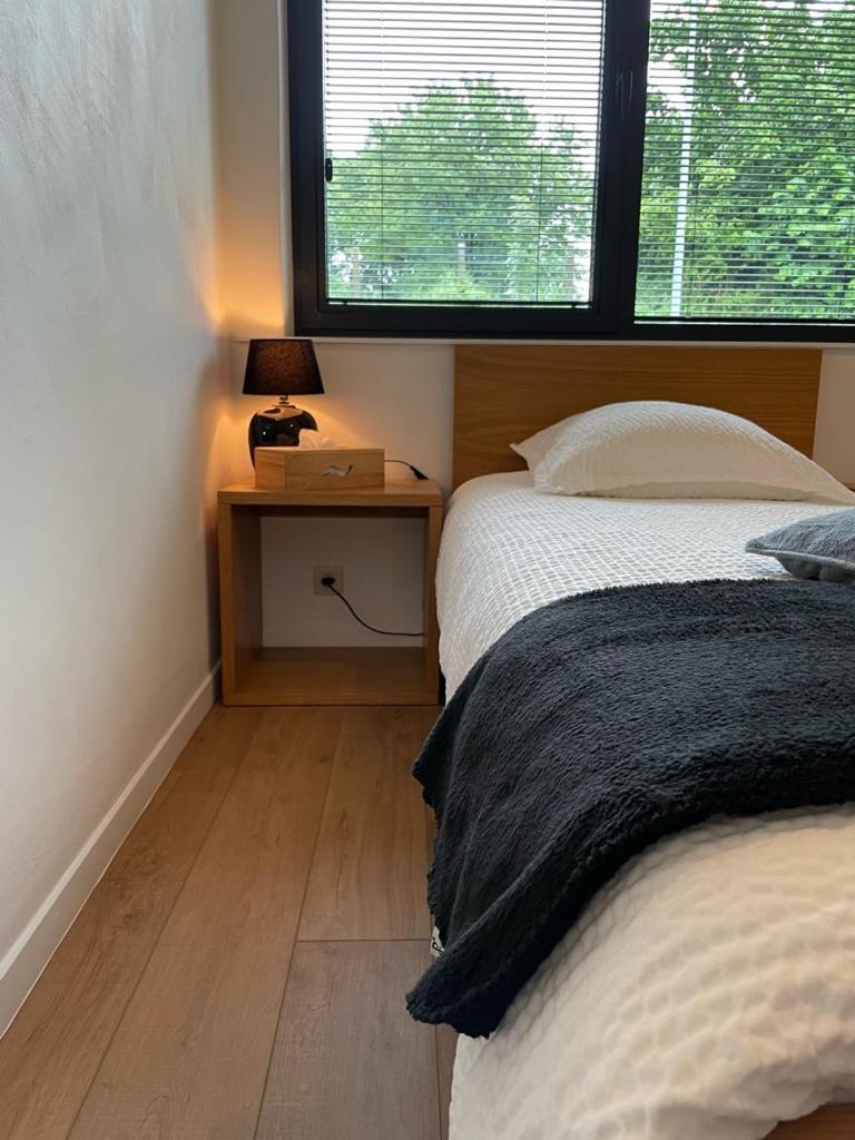 Standard Single Room with Shower photo 2