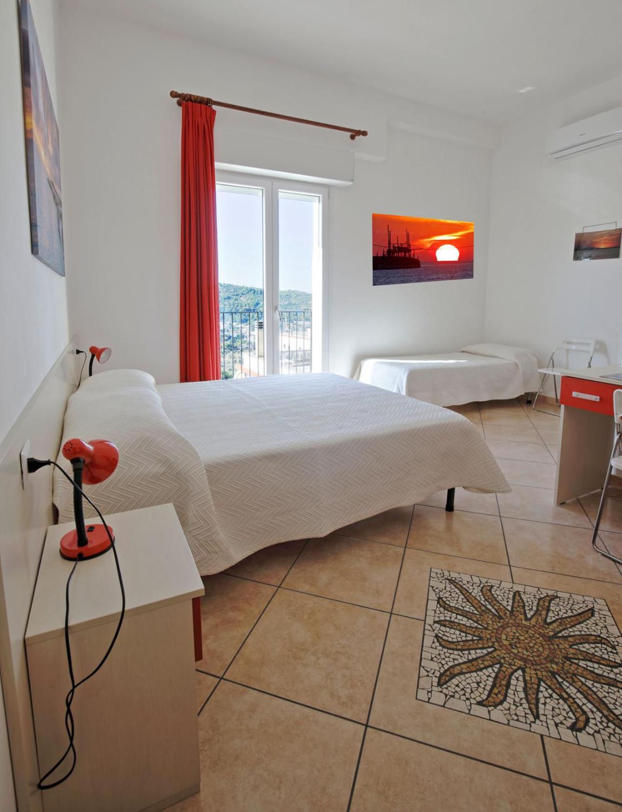 Triple Room with Sea View photo 3