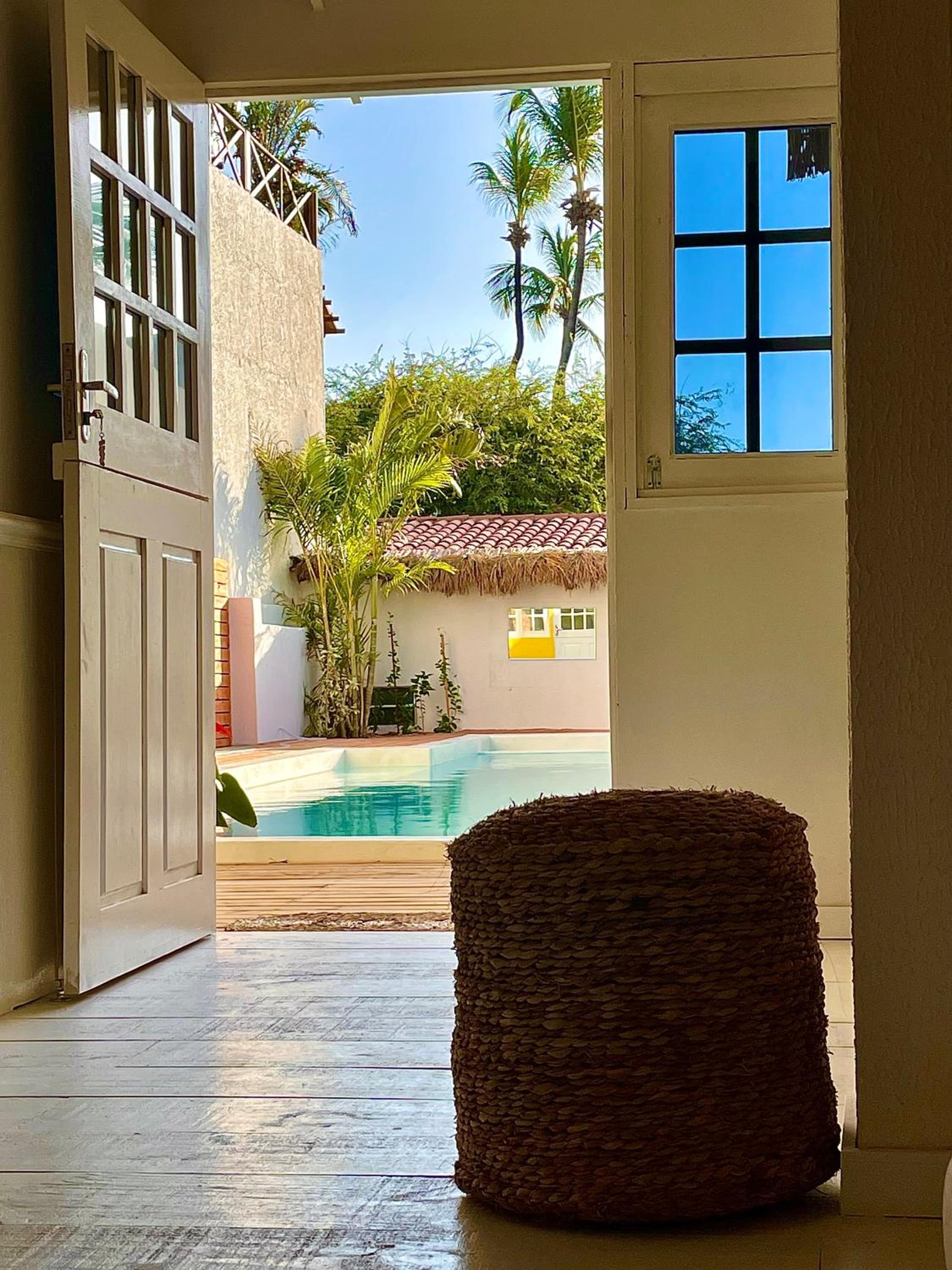 Double Room with Pool View photo 3