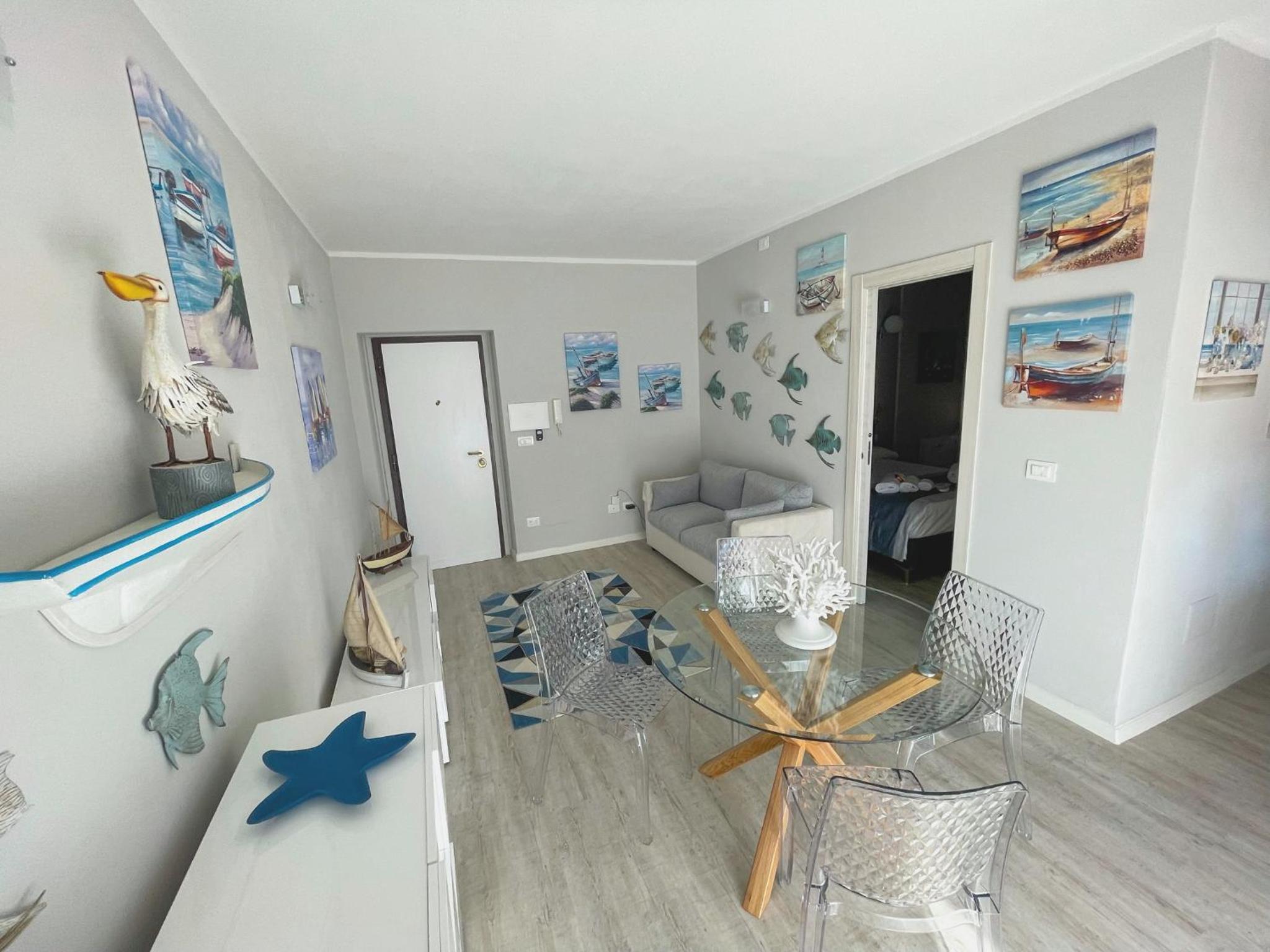 Two-Bedroom Apartment - Photo 9