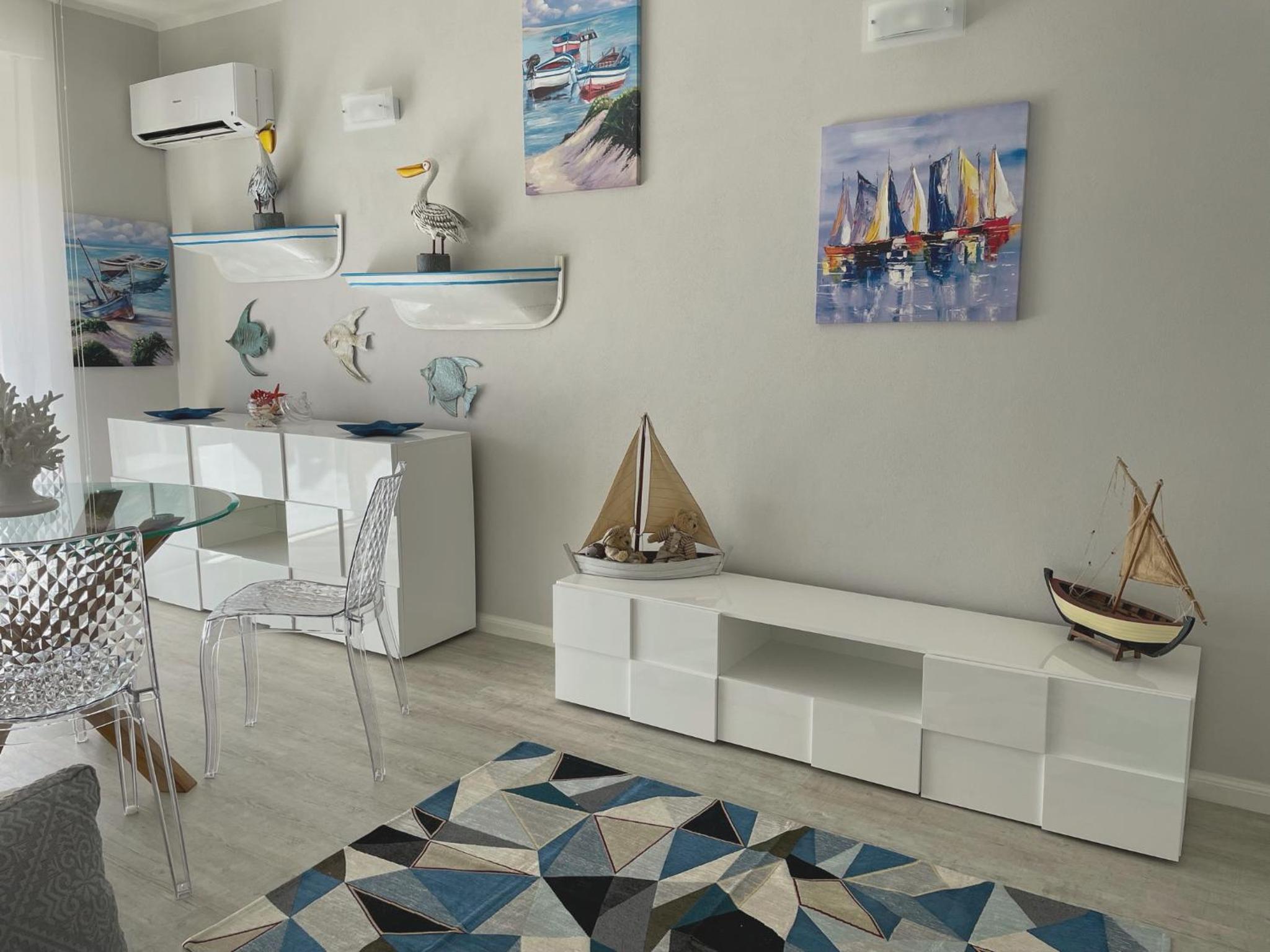 Two-Bedroom Apartment - Photo 2