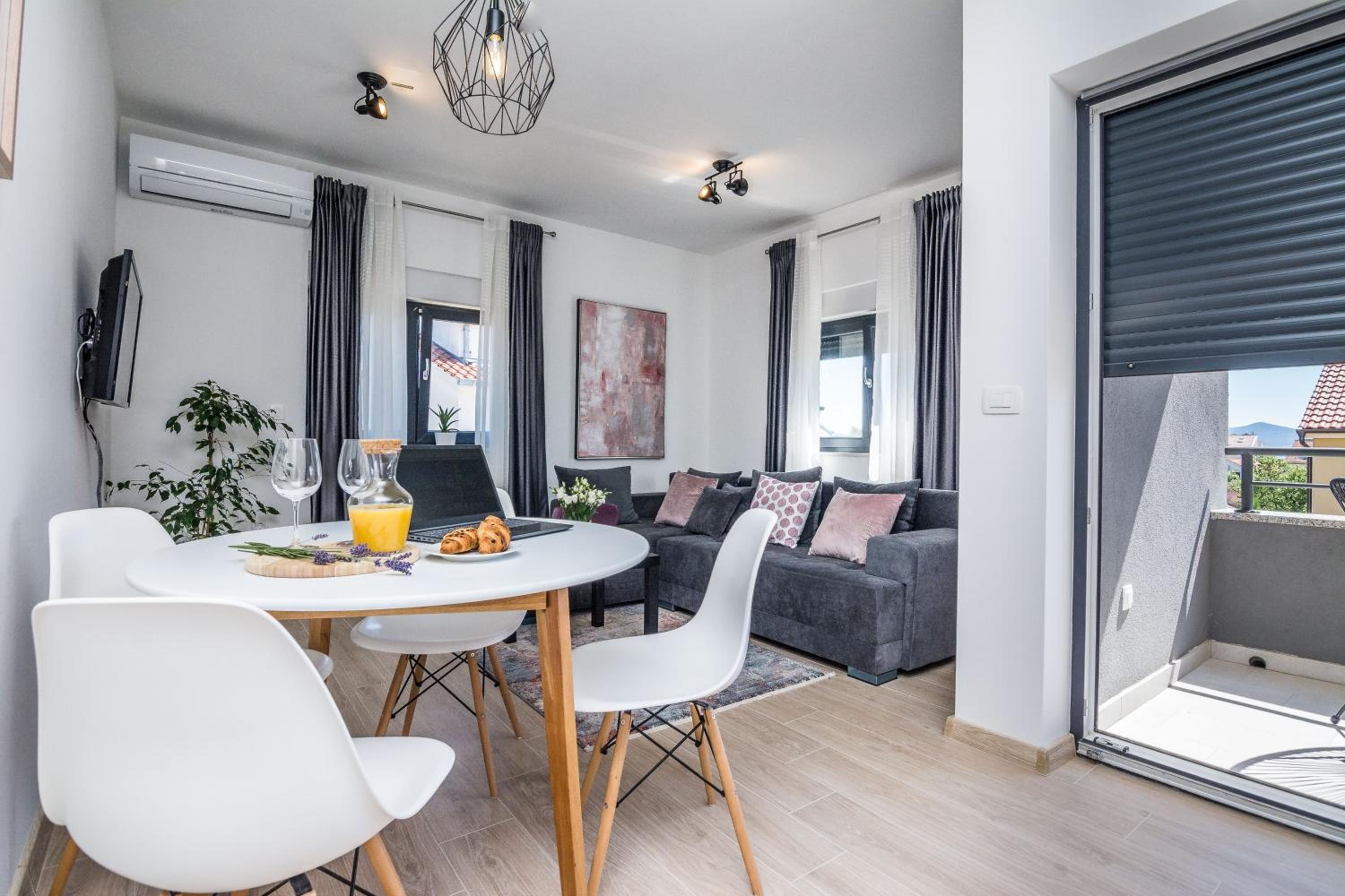 Apartment with Balcony