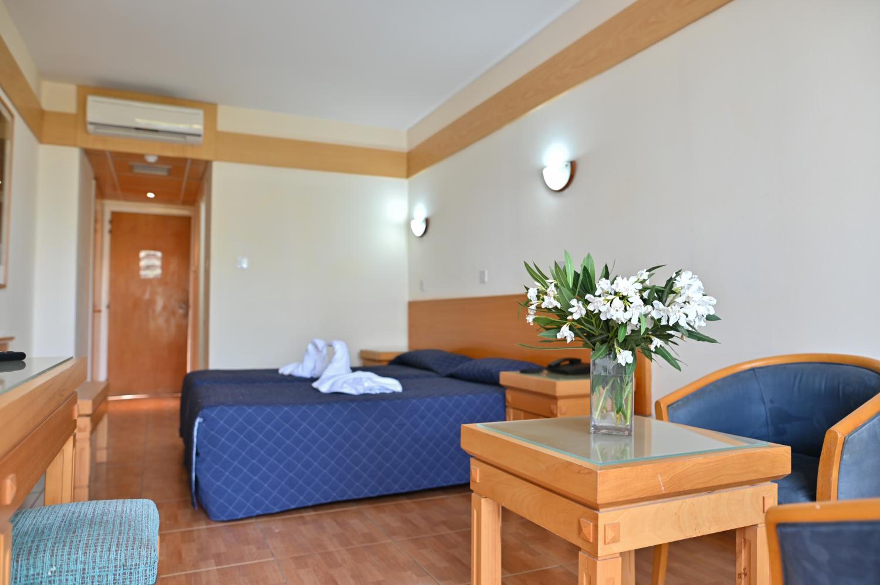 Triple Room photo 1