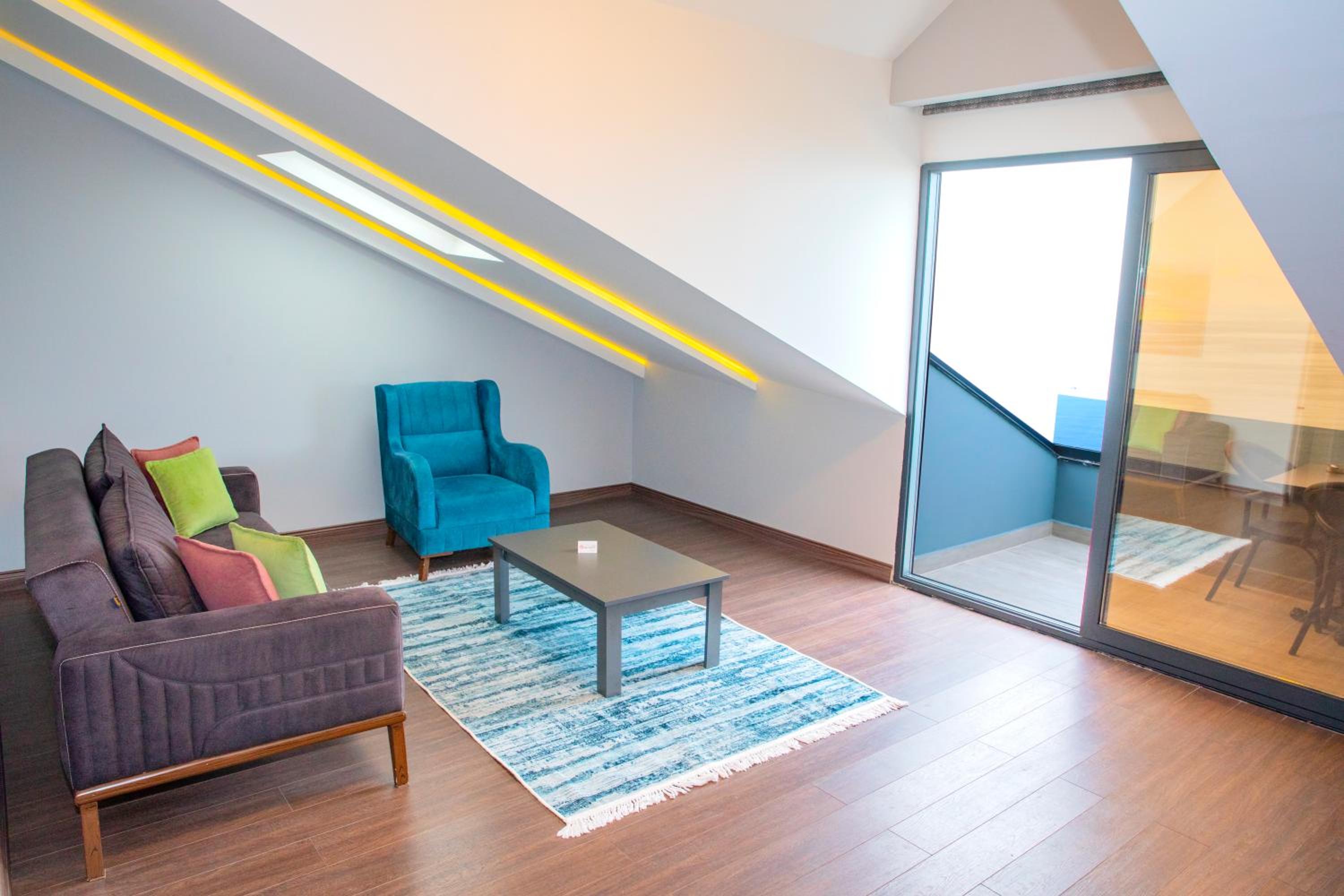 Elite Suite with Sea View and Balcony photo 3