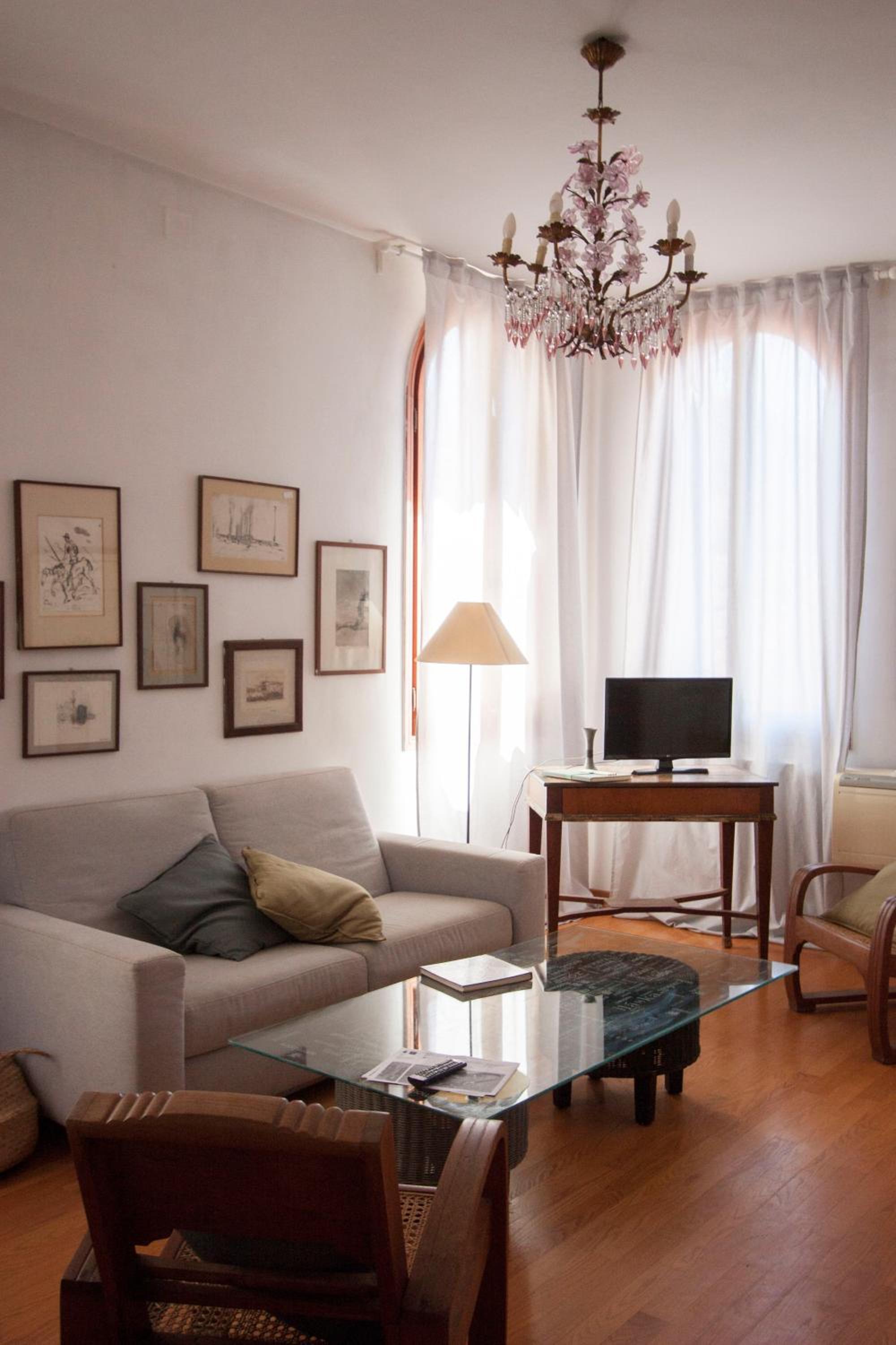 Two-Bedroom Apartment - Santa Croce 2222 photo 3