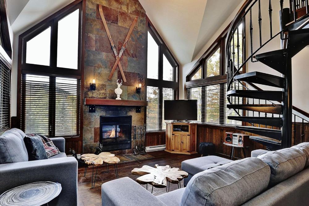 Five-Bedroom Chalet photo 2
