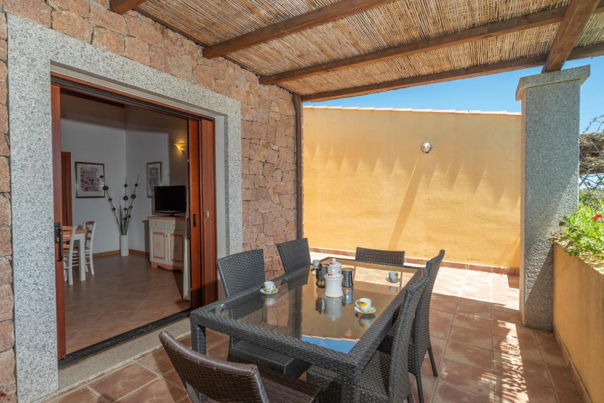 Villa with Garden View - Photo 2