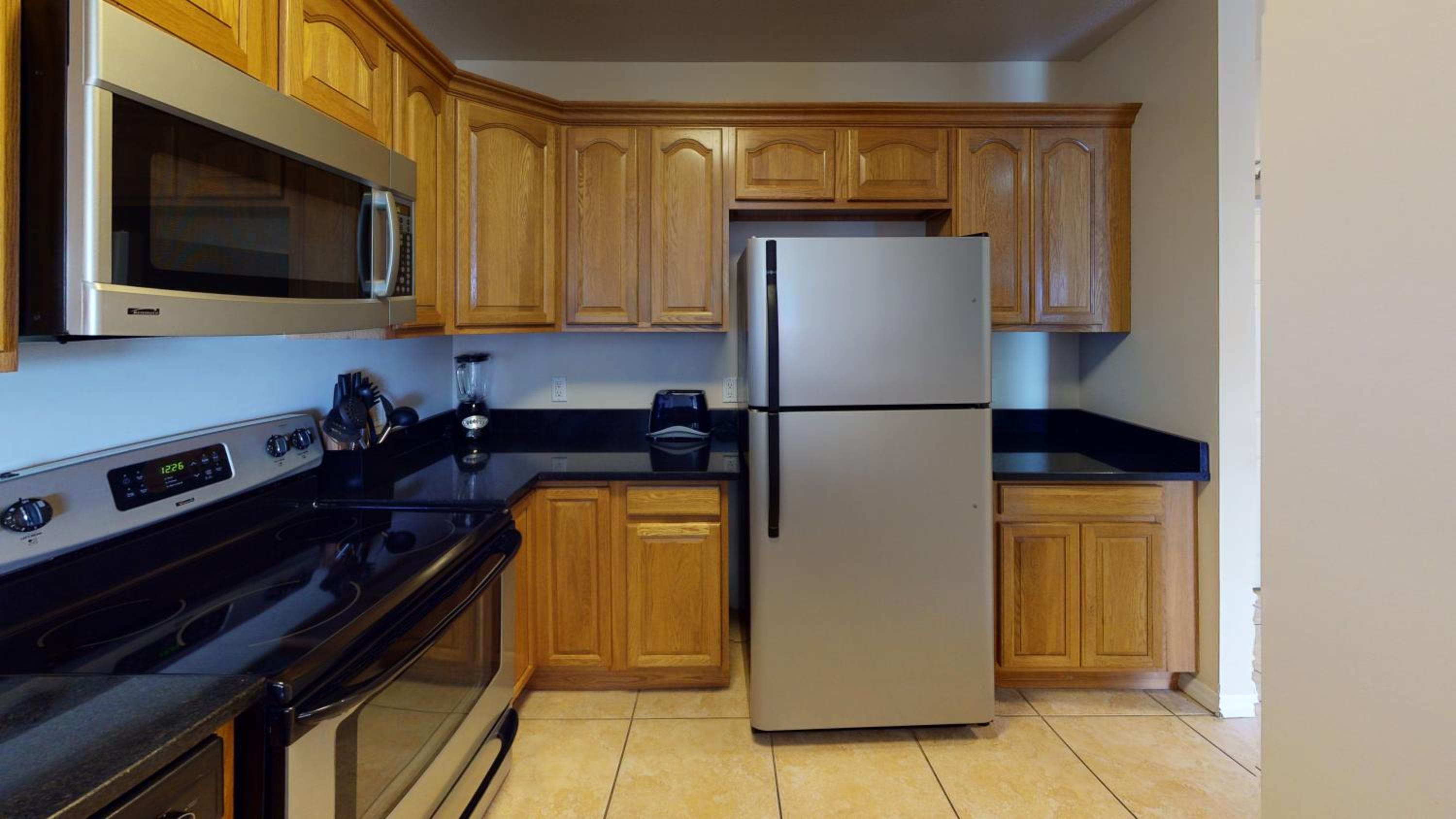 One-Bedroom King Suite