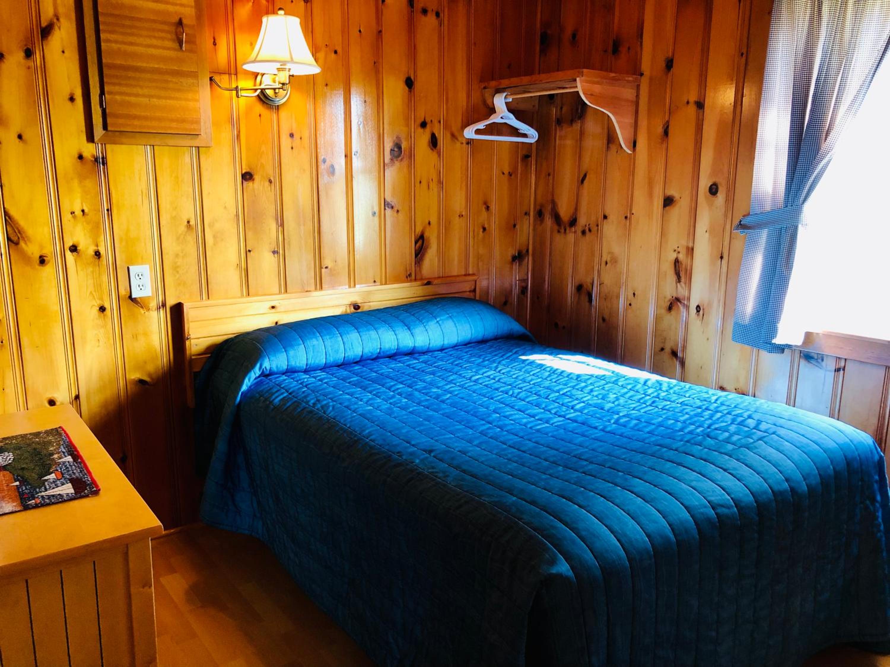 Two-Bedroom Cottage photo 3