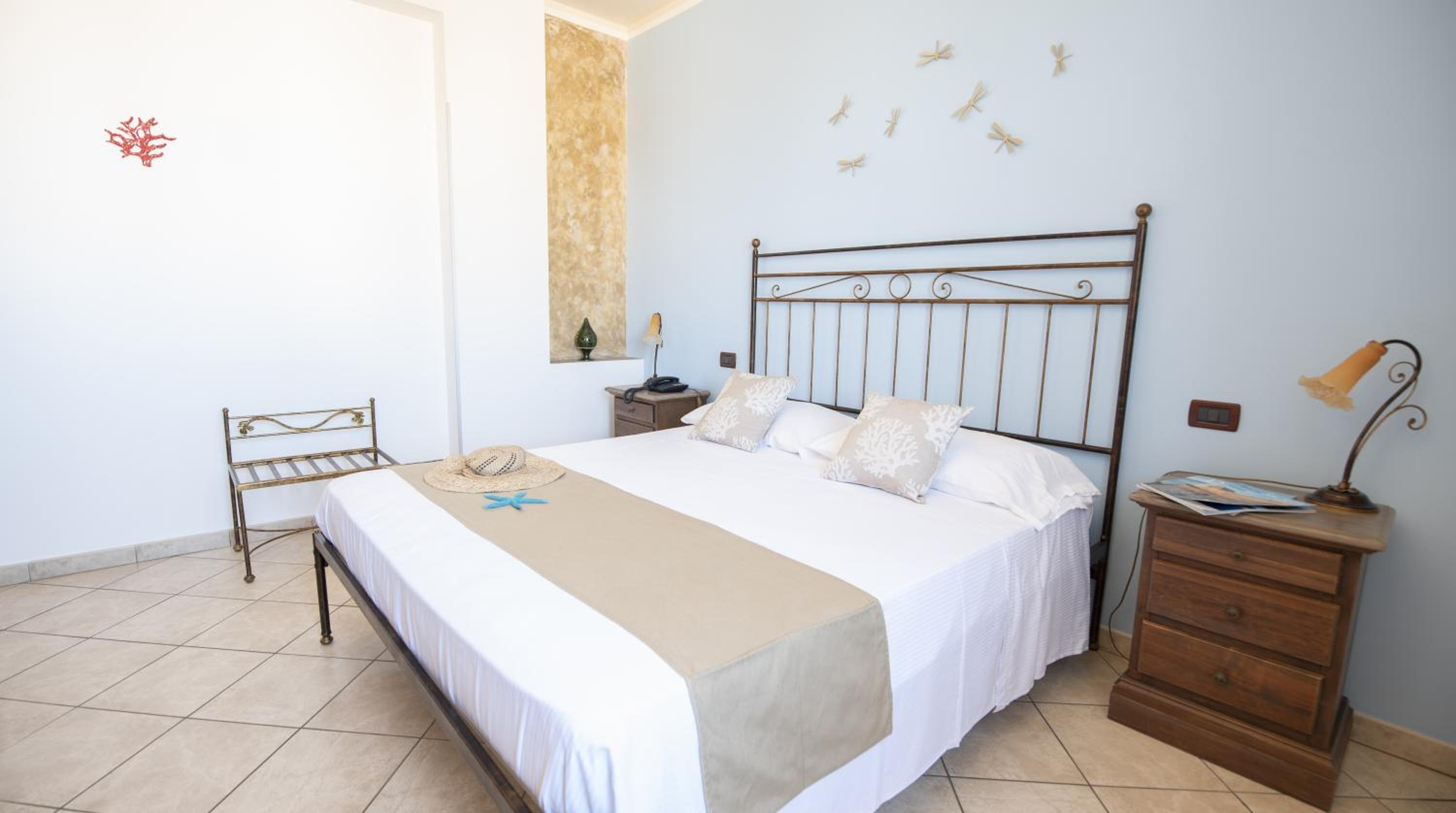 Double Room with Pool View photo 2