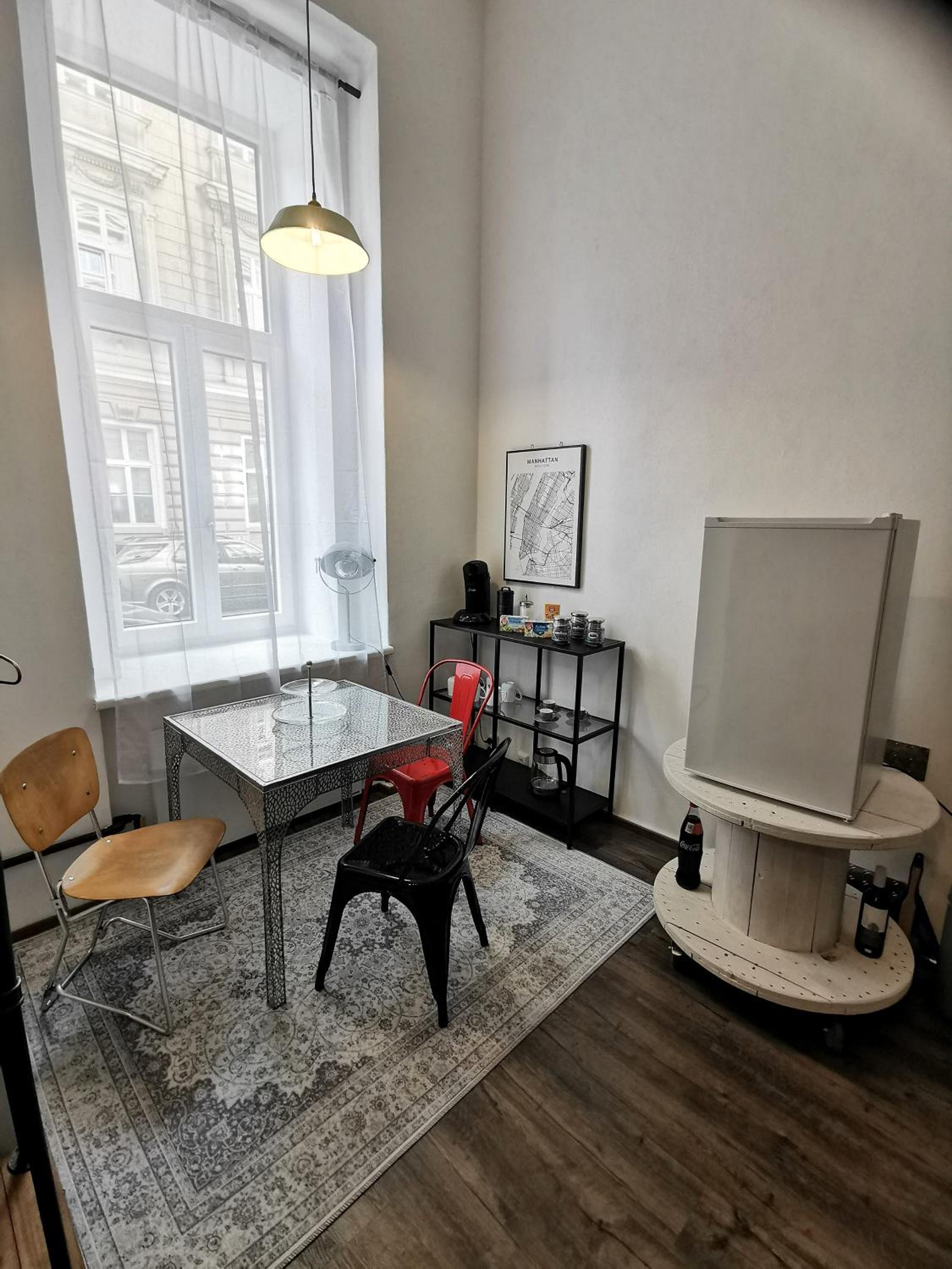 Studio Apartment - Photo 8
