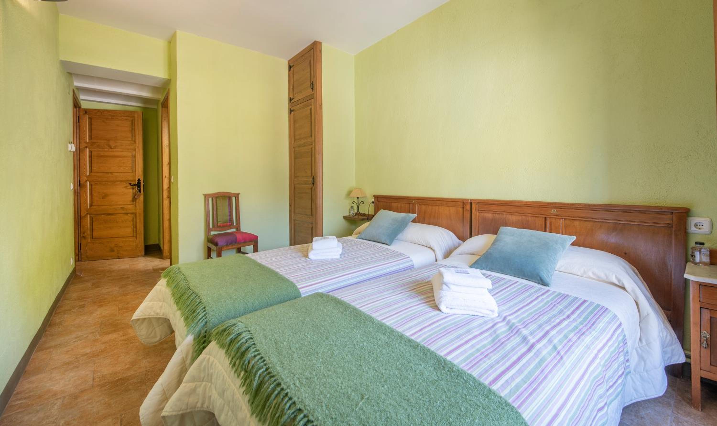 Deluxe Twin Room photo 2
