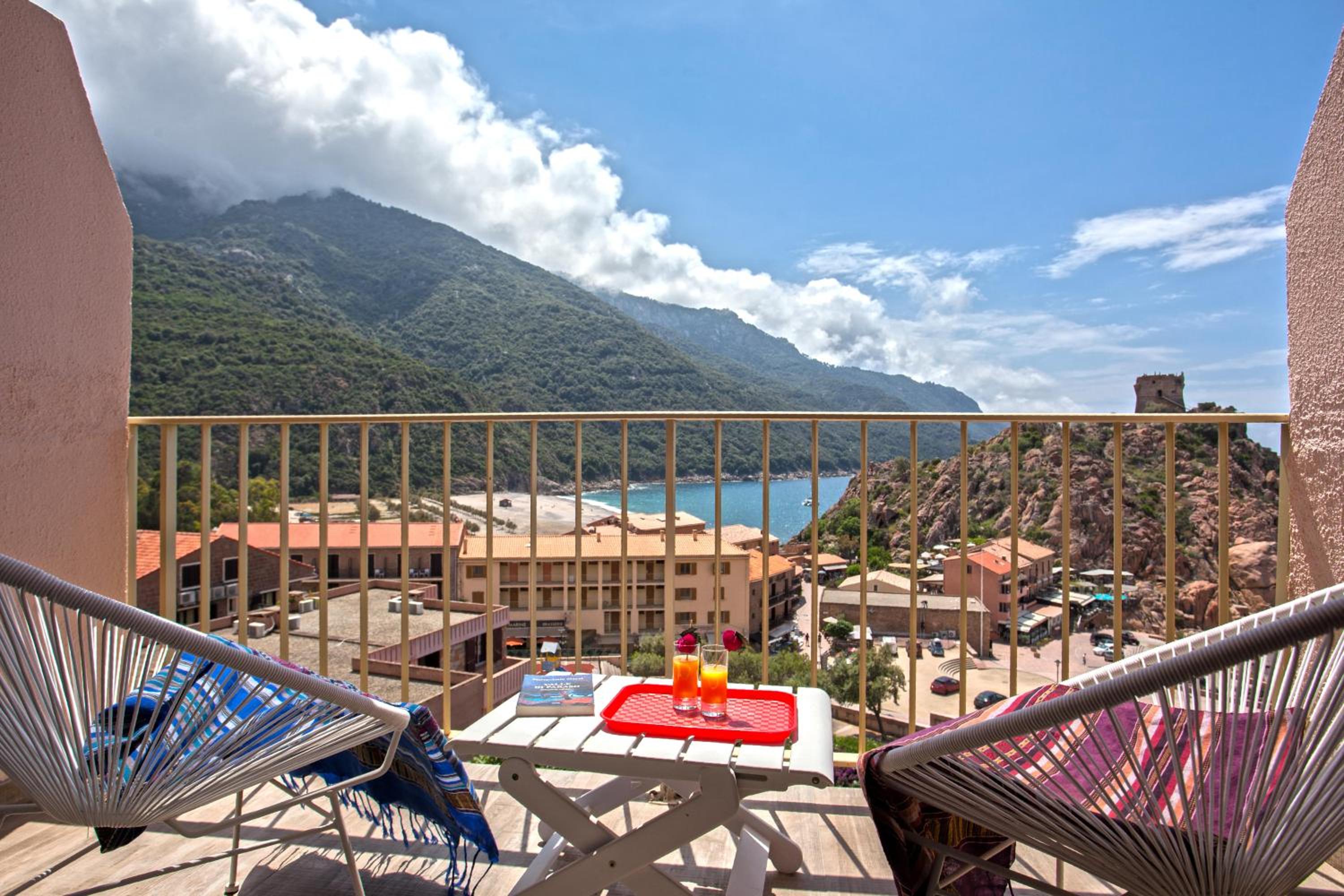 Double Room with Terrace and Sea View   - Photo 2