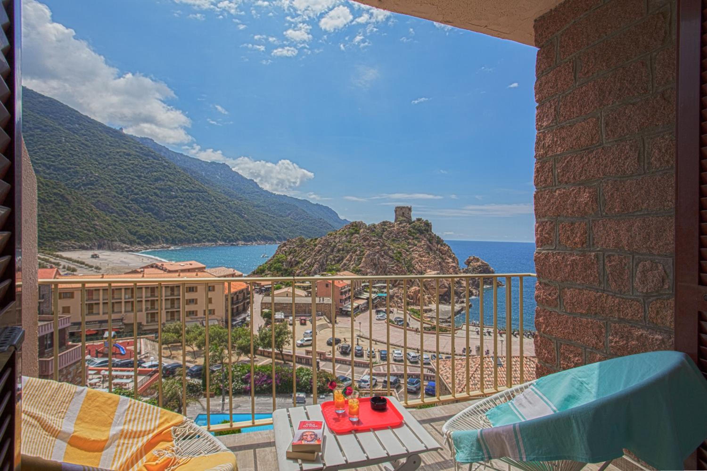 Double Room with Terrace and Sea View   - Photo 4
