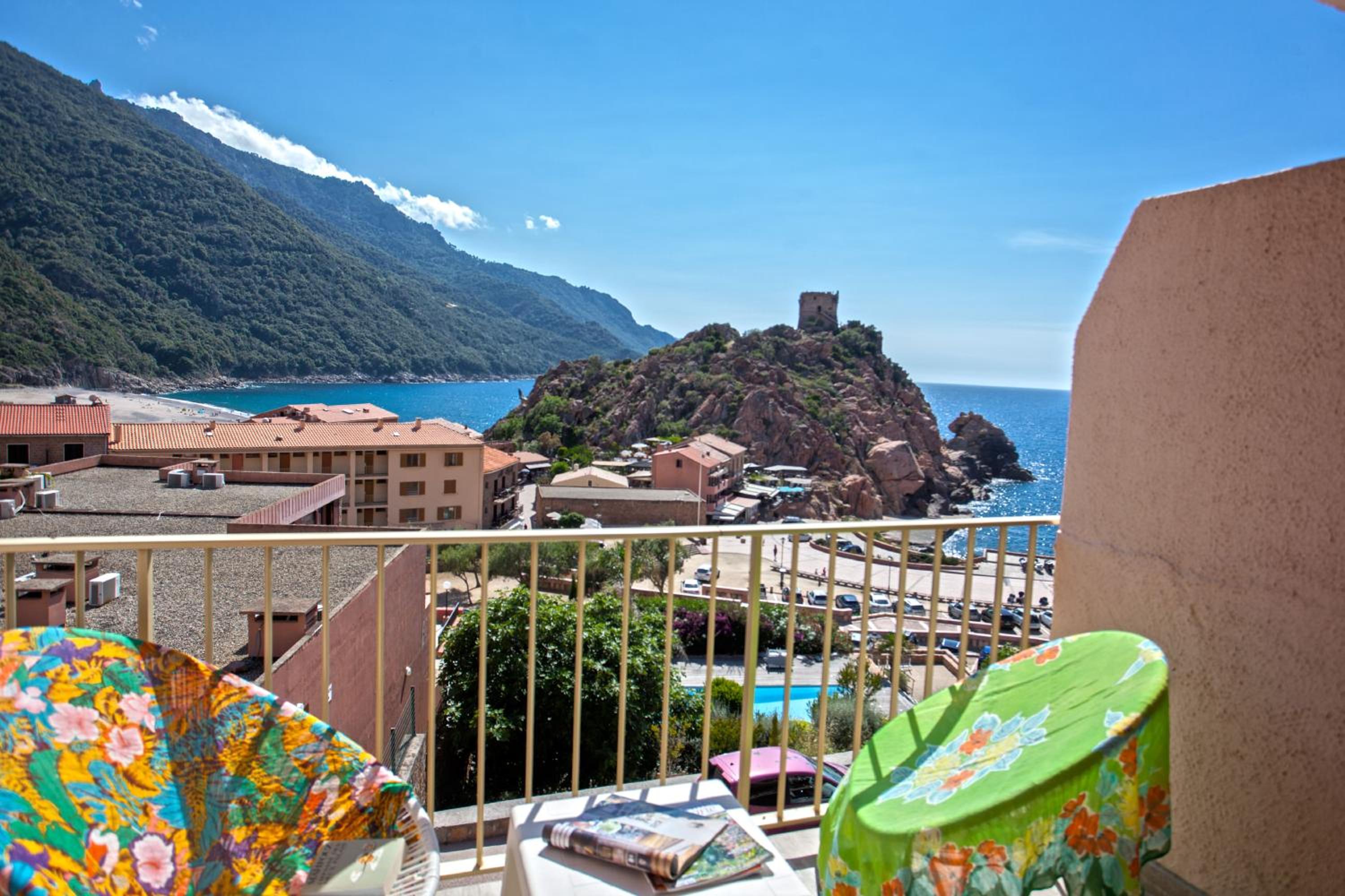 Double Room with Terrace and Sea View   - Photo 11