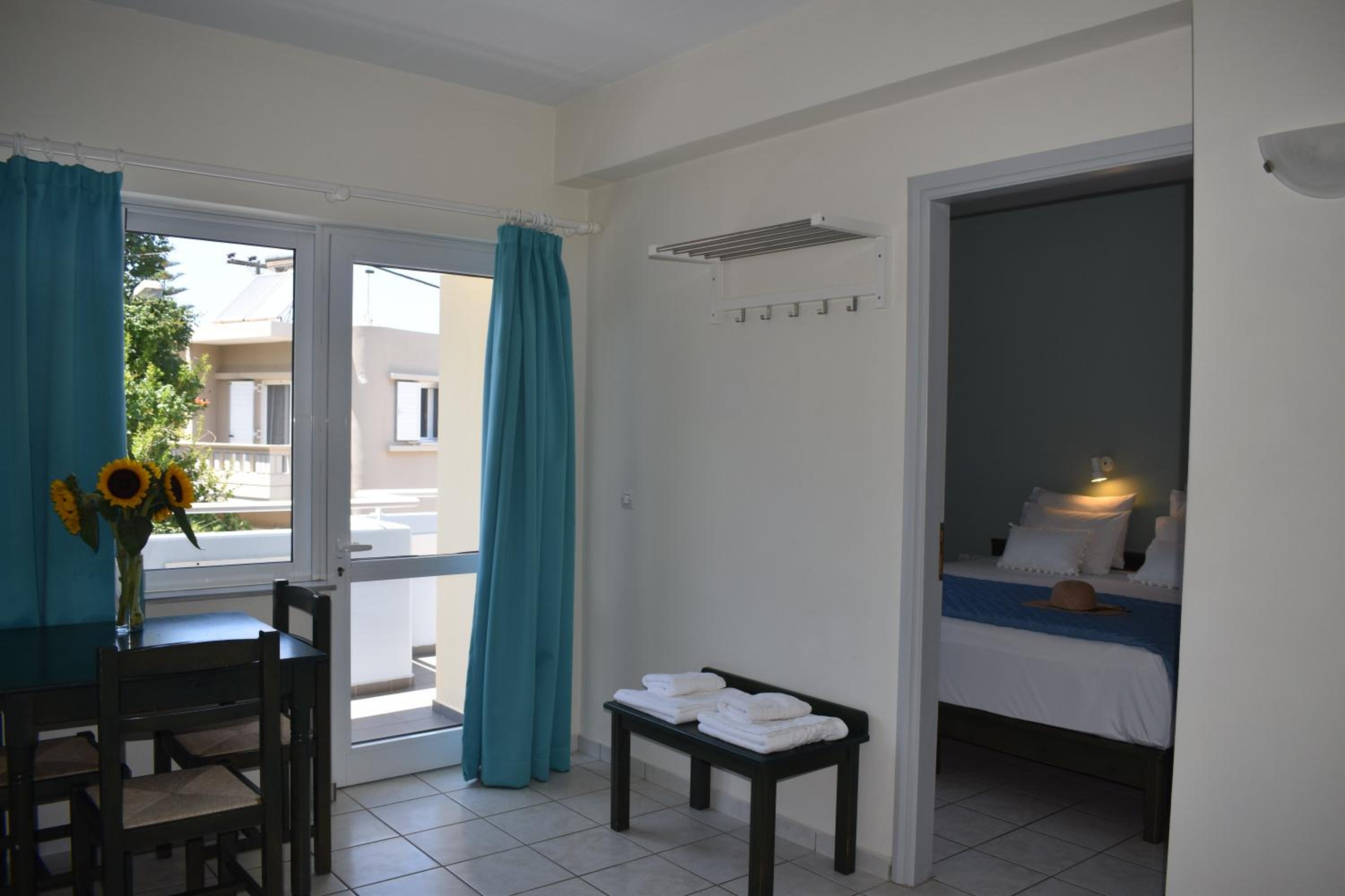 Apartment (3 Adults)