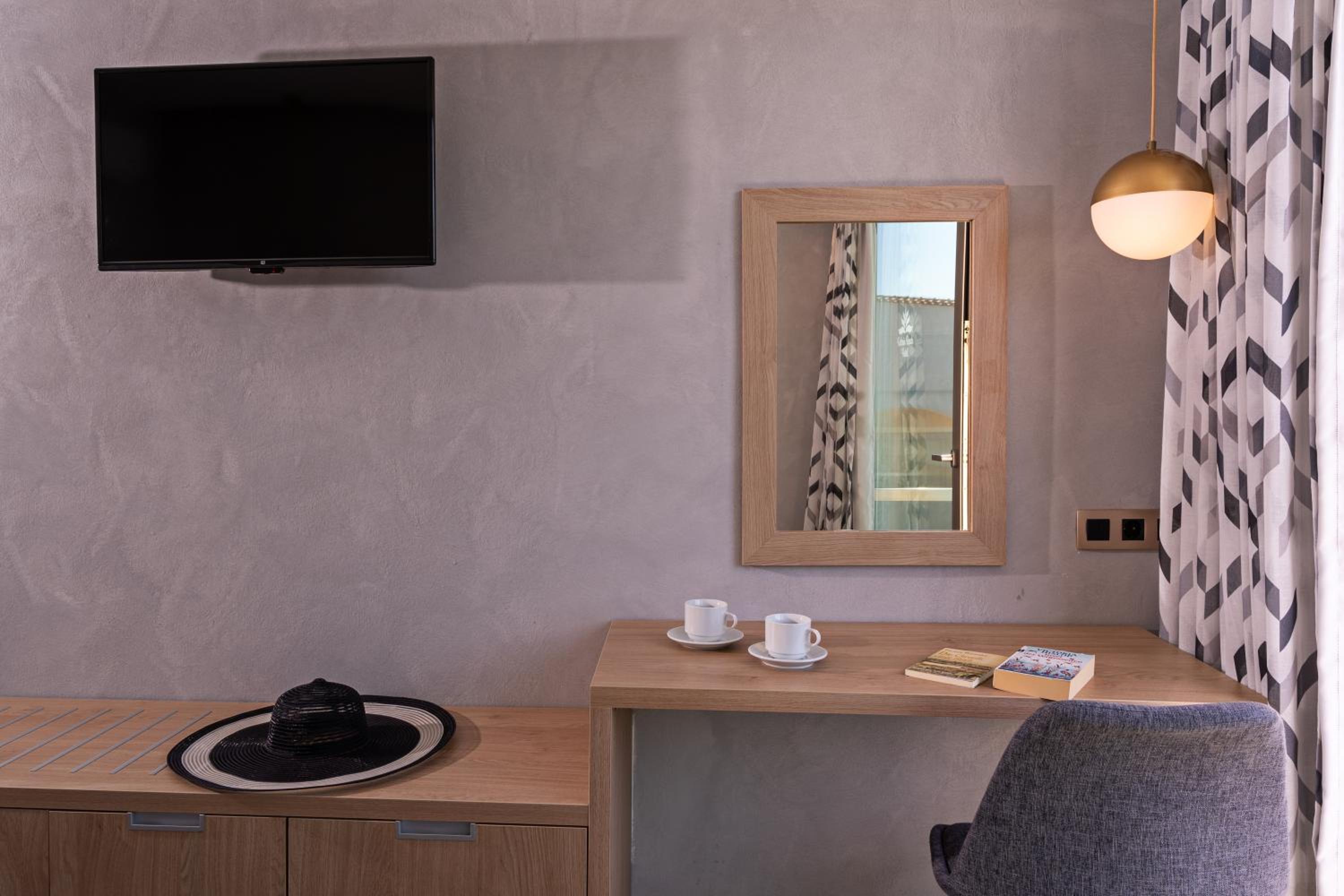 Superior Twin Room - Photo 6