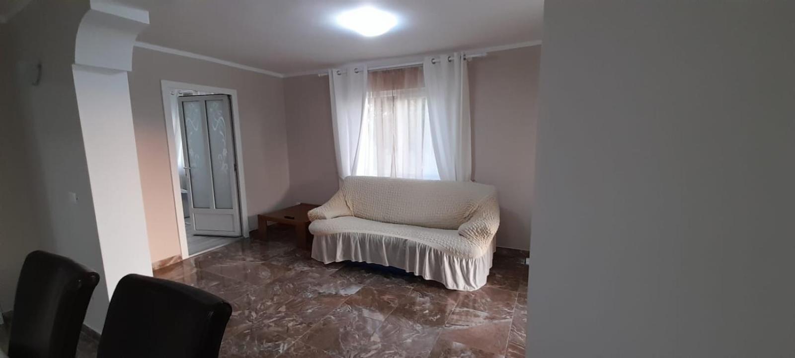 Two-Bedroom House - Photo 7