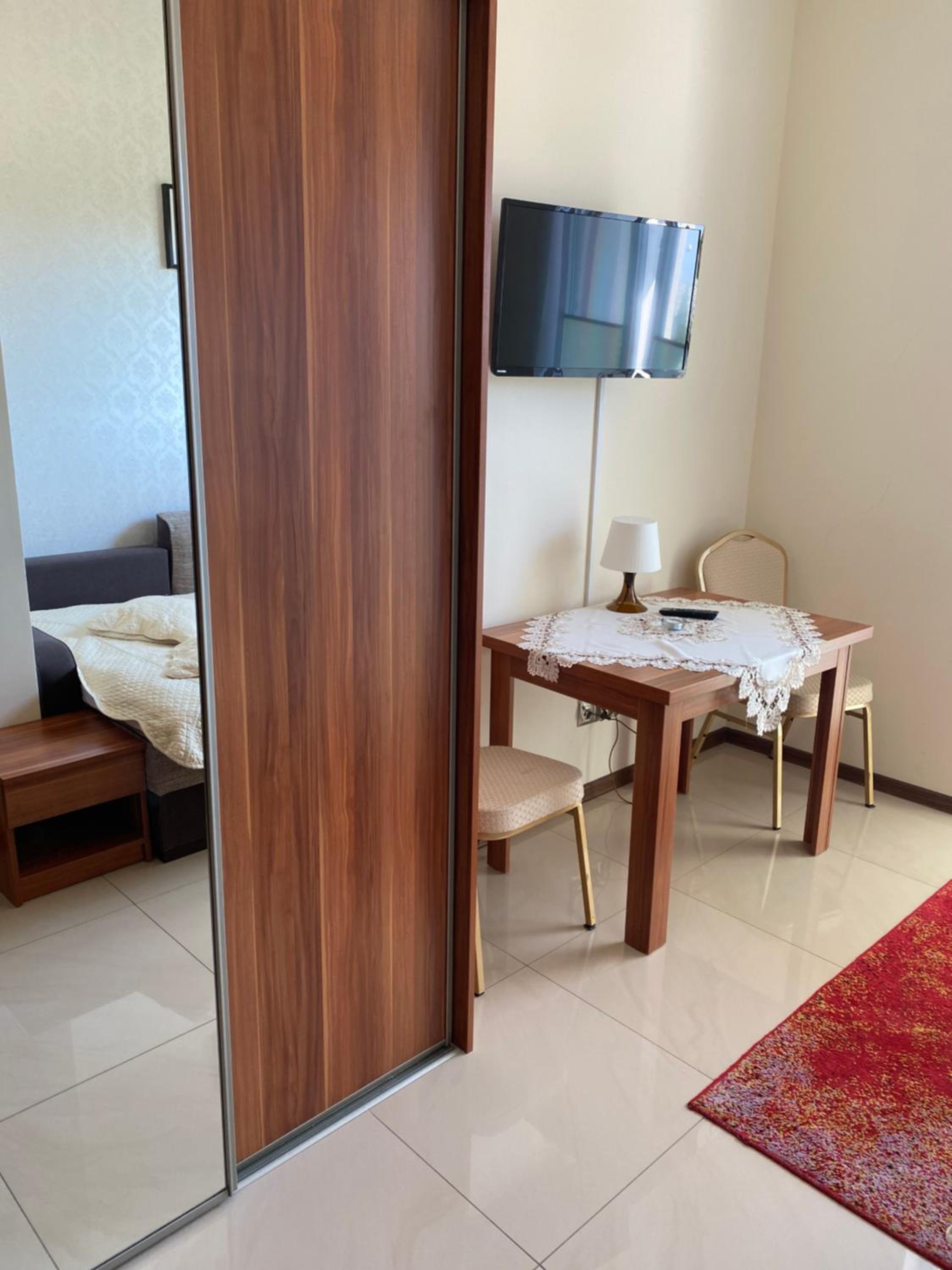 Small Double Room photo 2