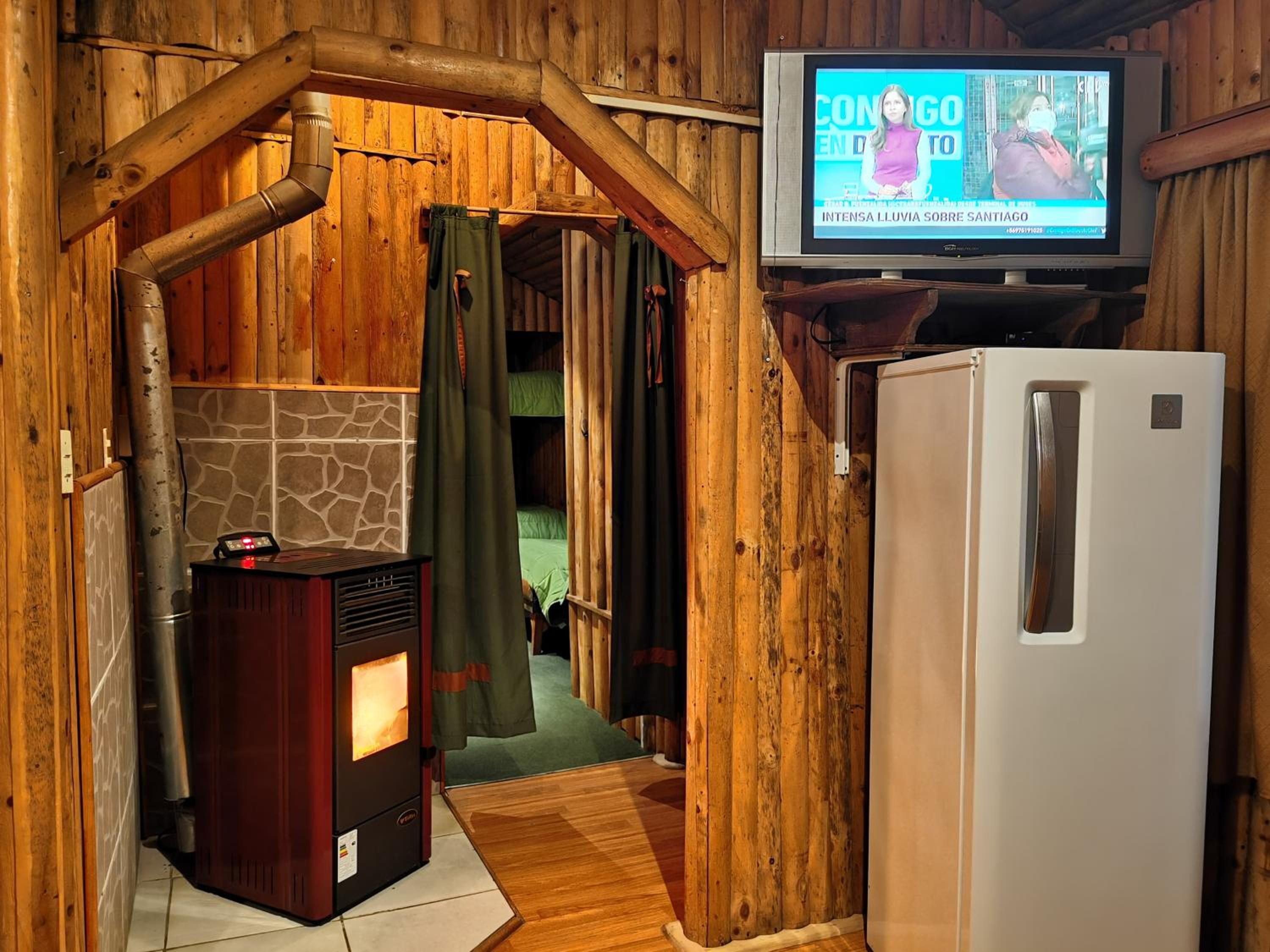 Superior Bungalow photo 2