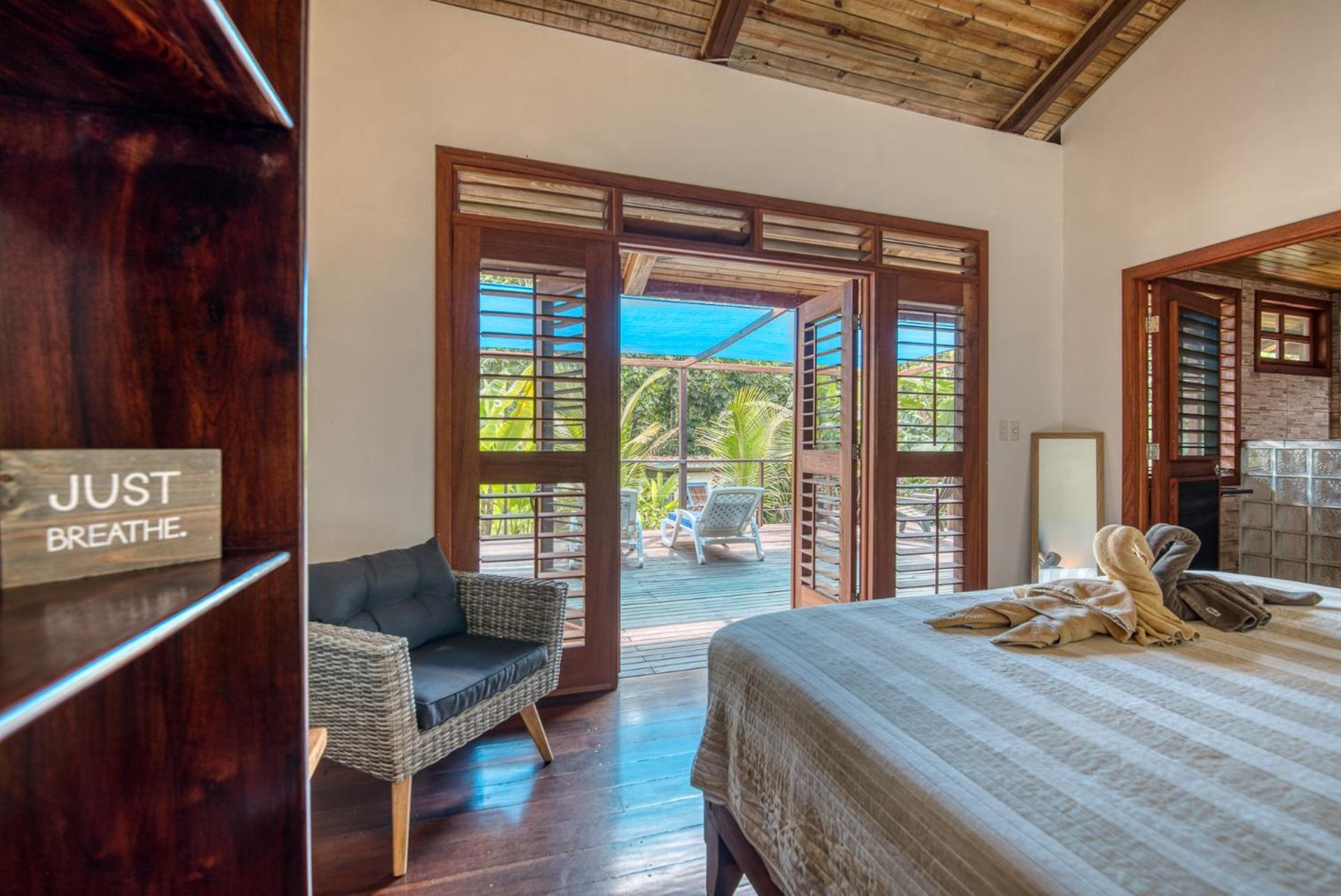 Superior King or Twin Room with Jungle View