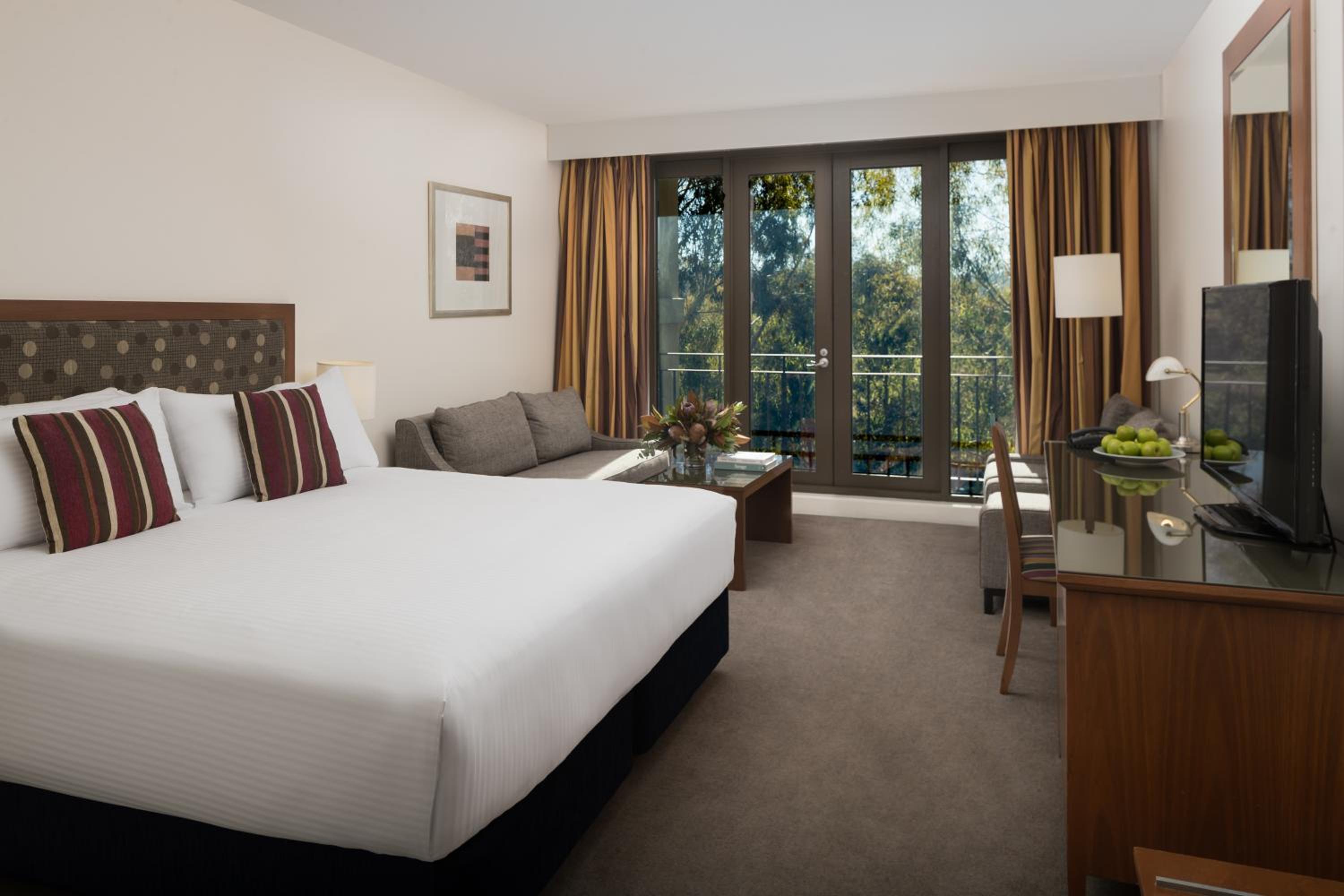 King Room with Garden View - Photo 1