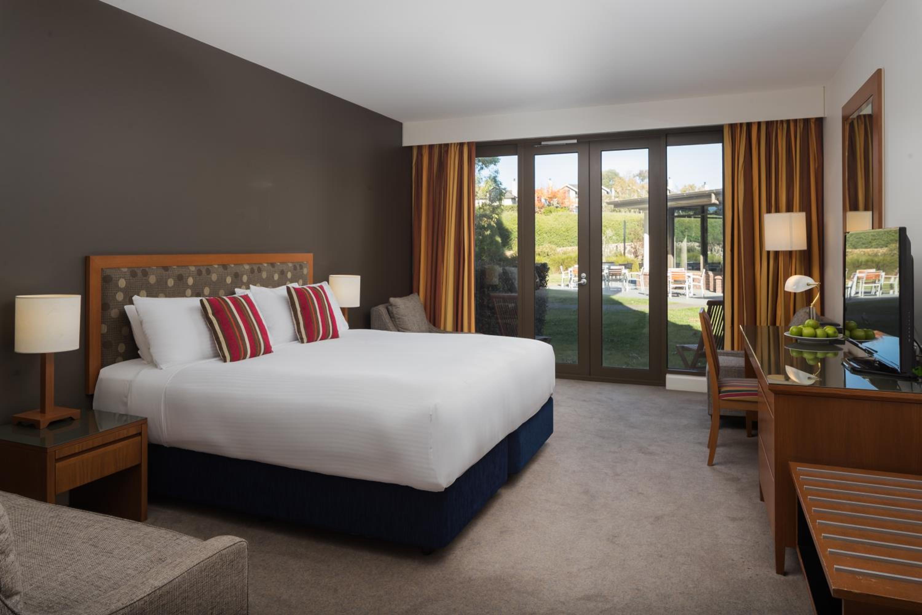 King Room with Lodge View - Photo 1