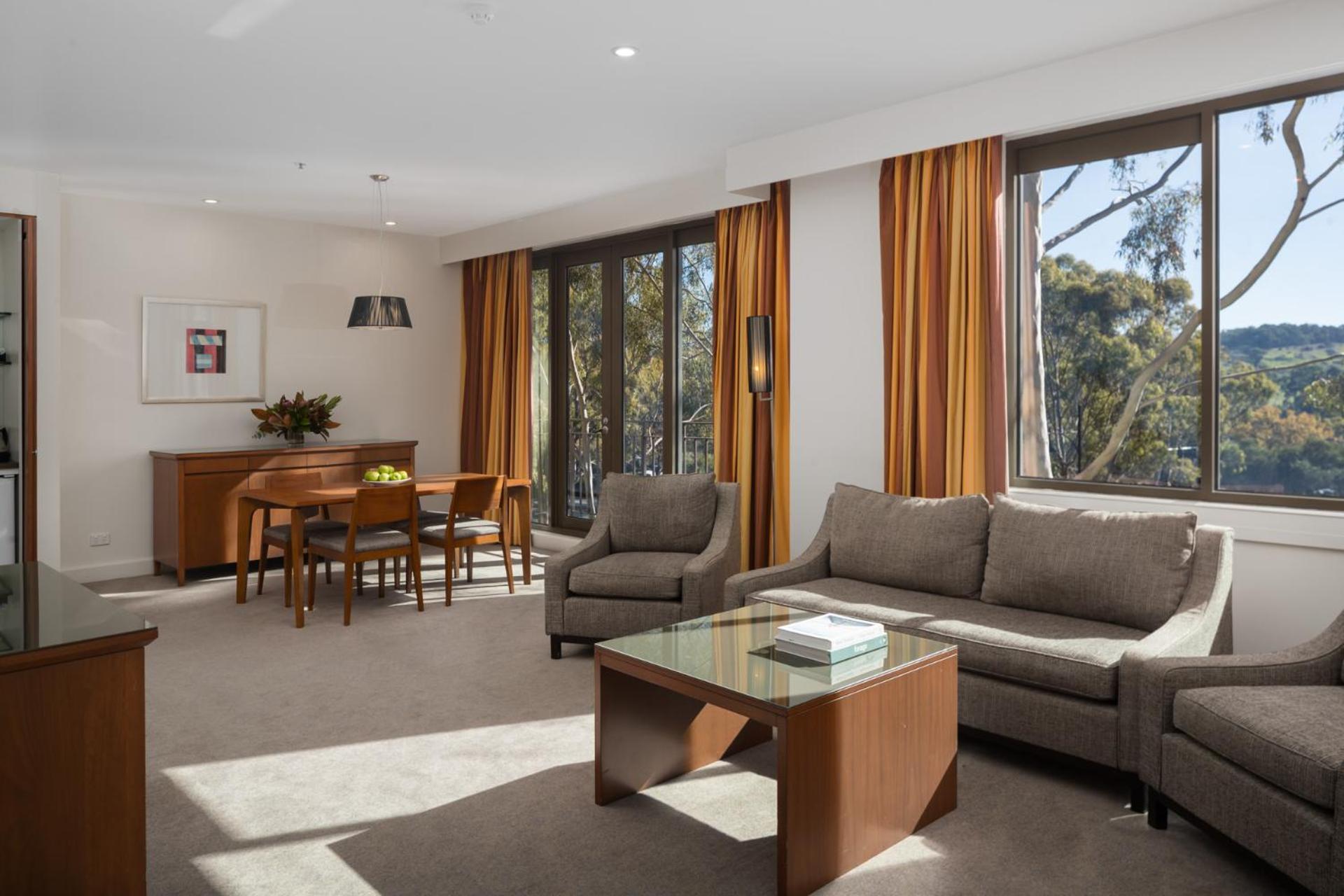 One-Bedroom Suite - Photo 1