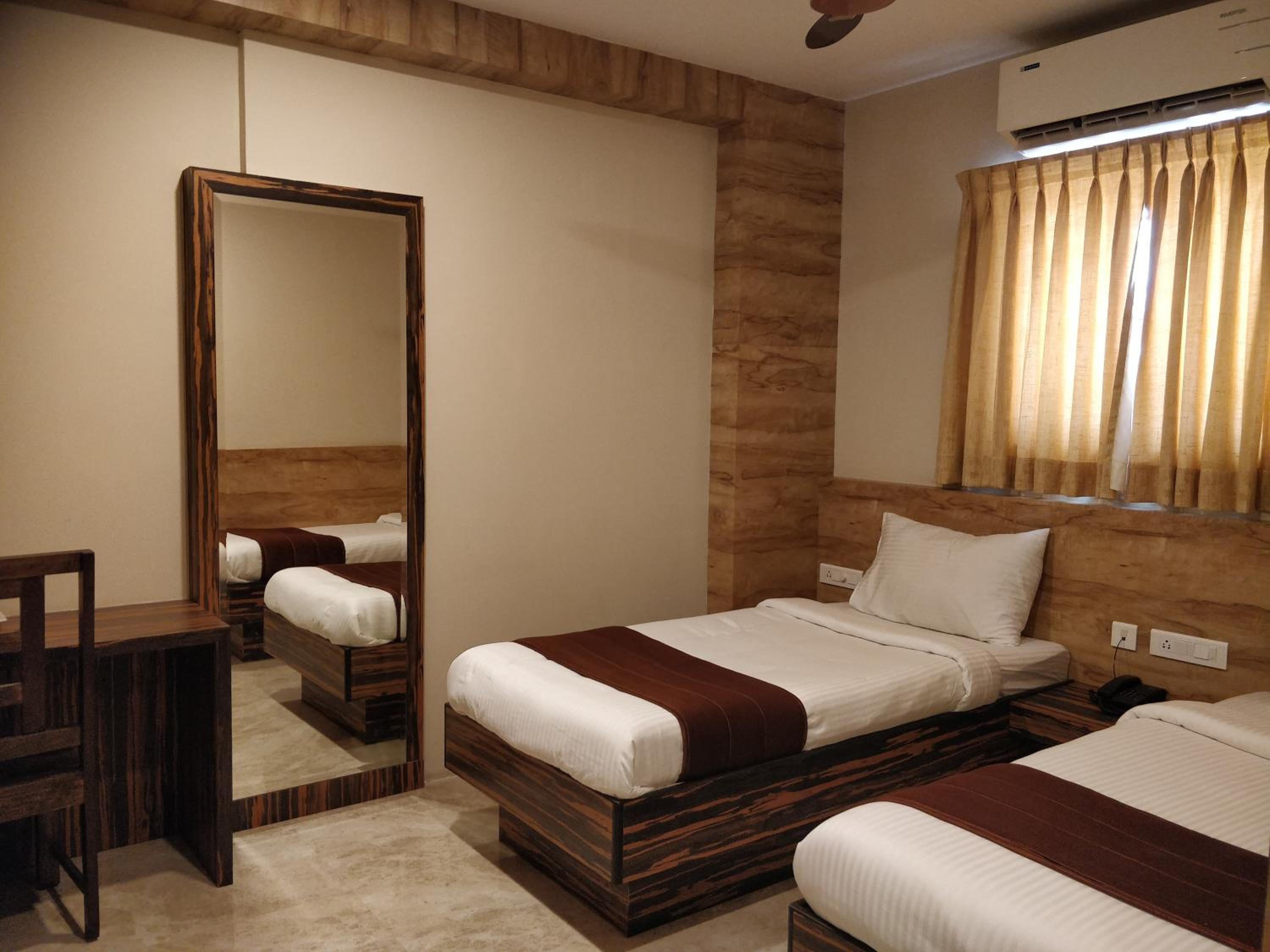 Deluxe Single Room