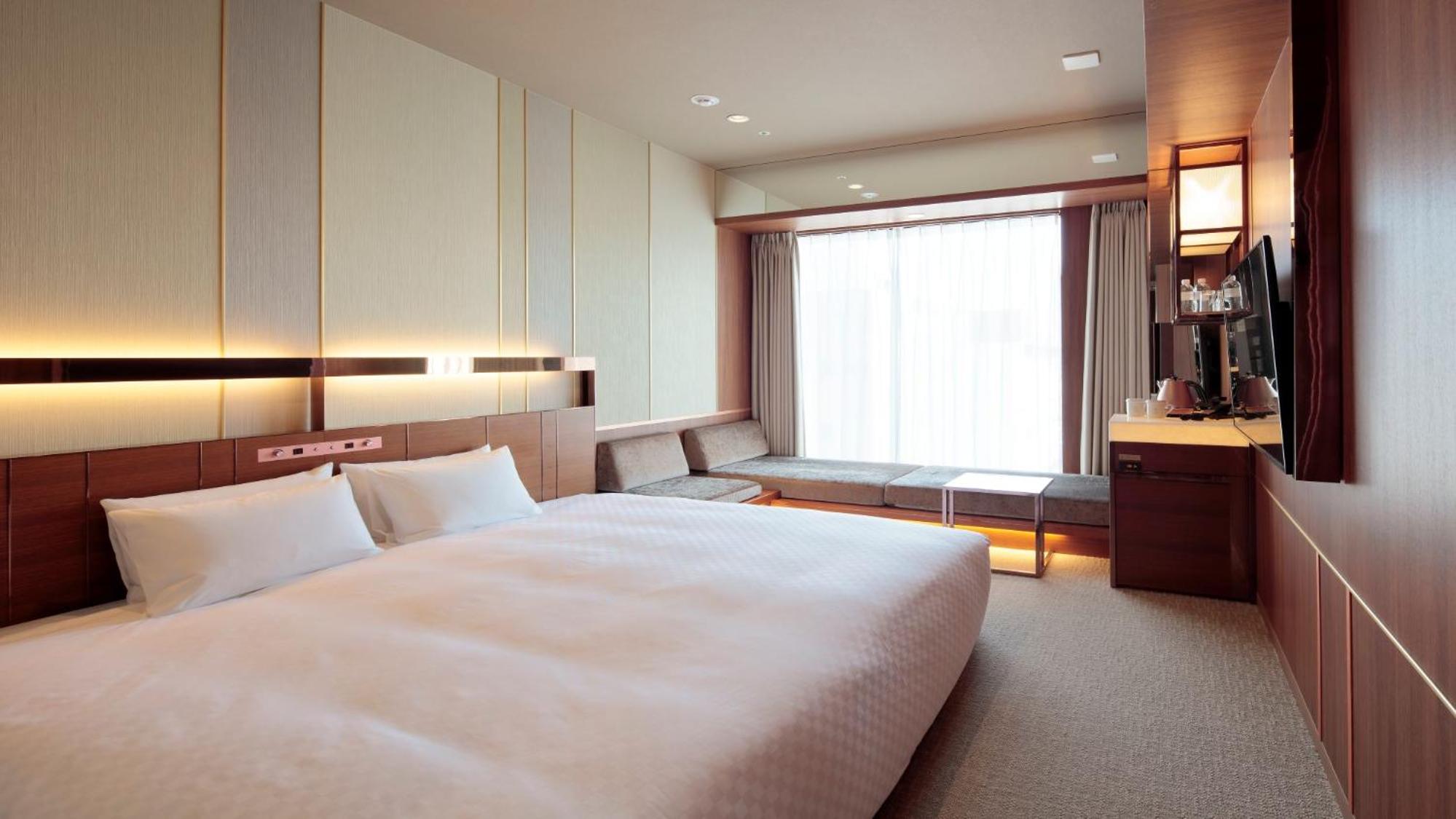 King Room with Sofa Bed