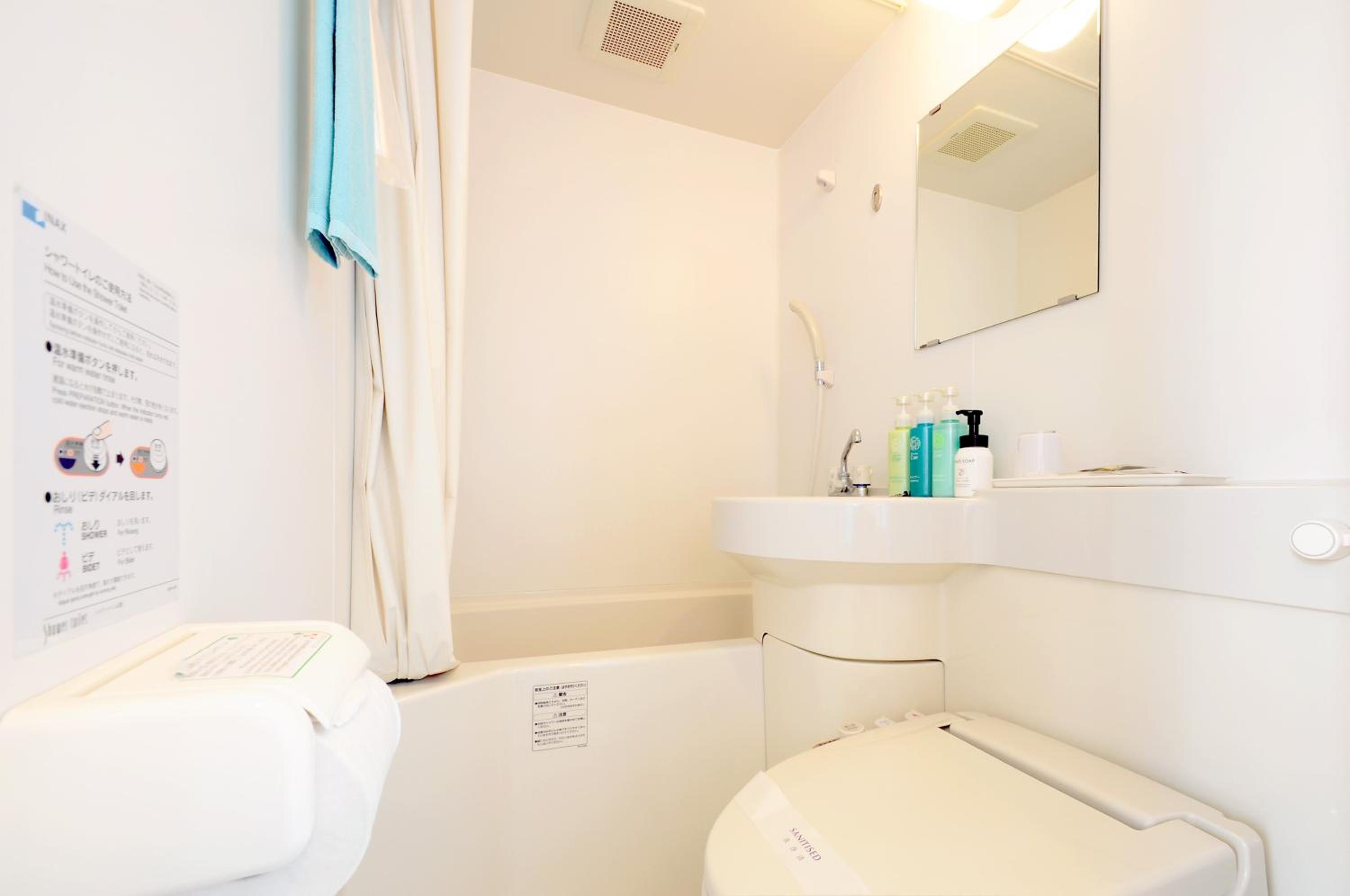 Single Room - Non-Smoking photo 2