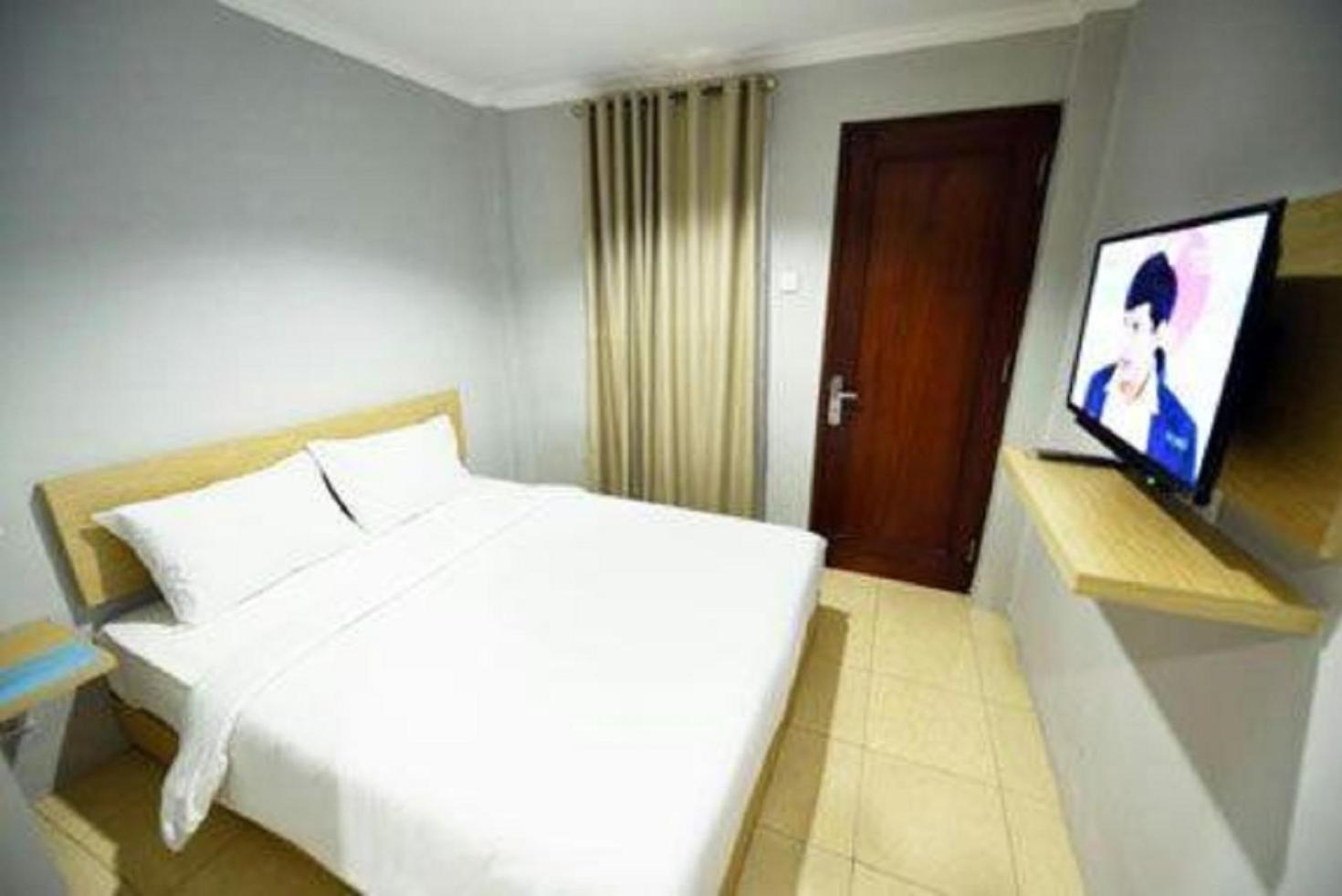 Budget Double Room - Photo 1