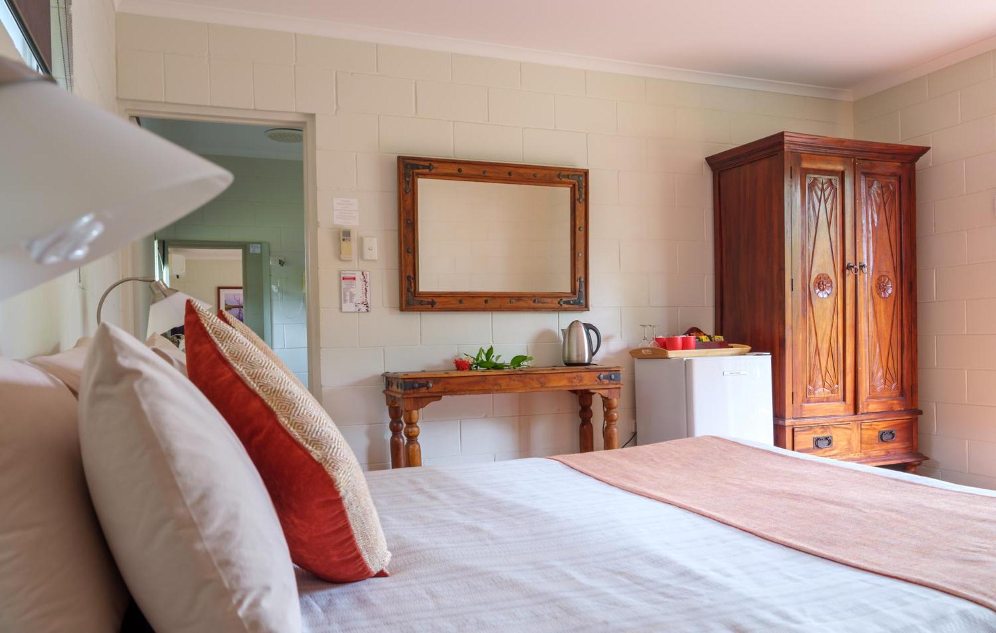 Gardenview Room