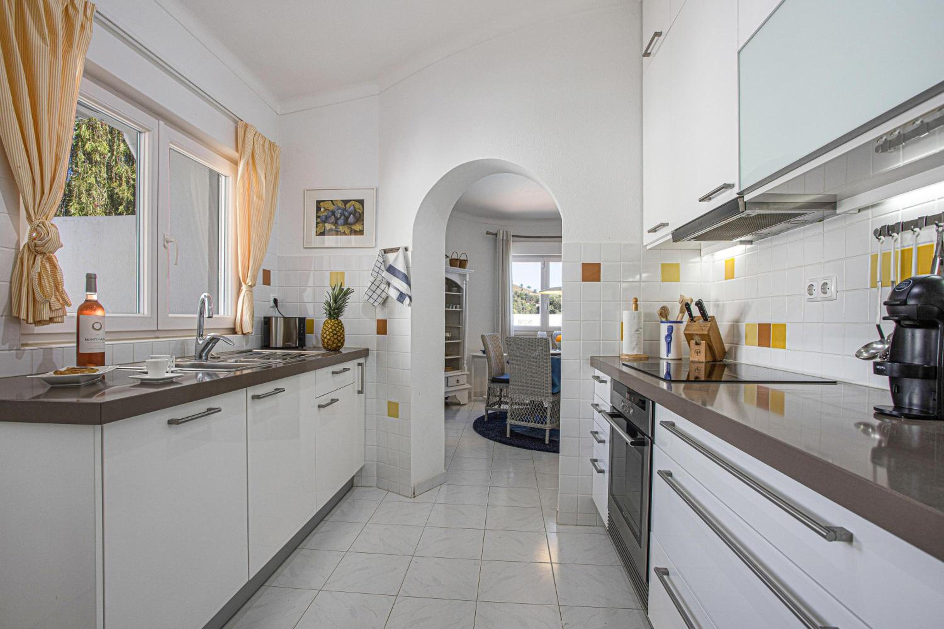 Villa with Garden View - Photo 27