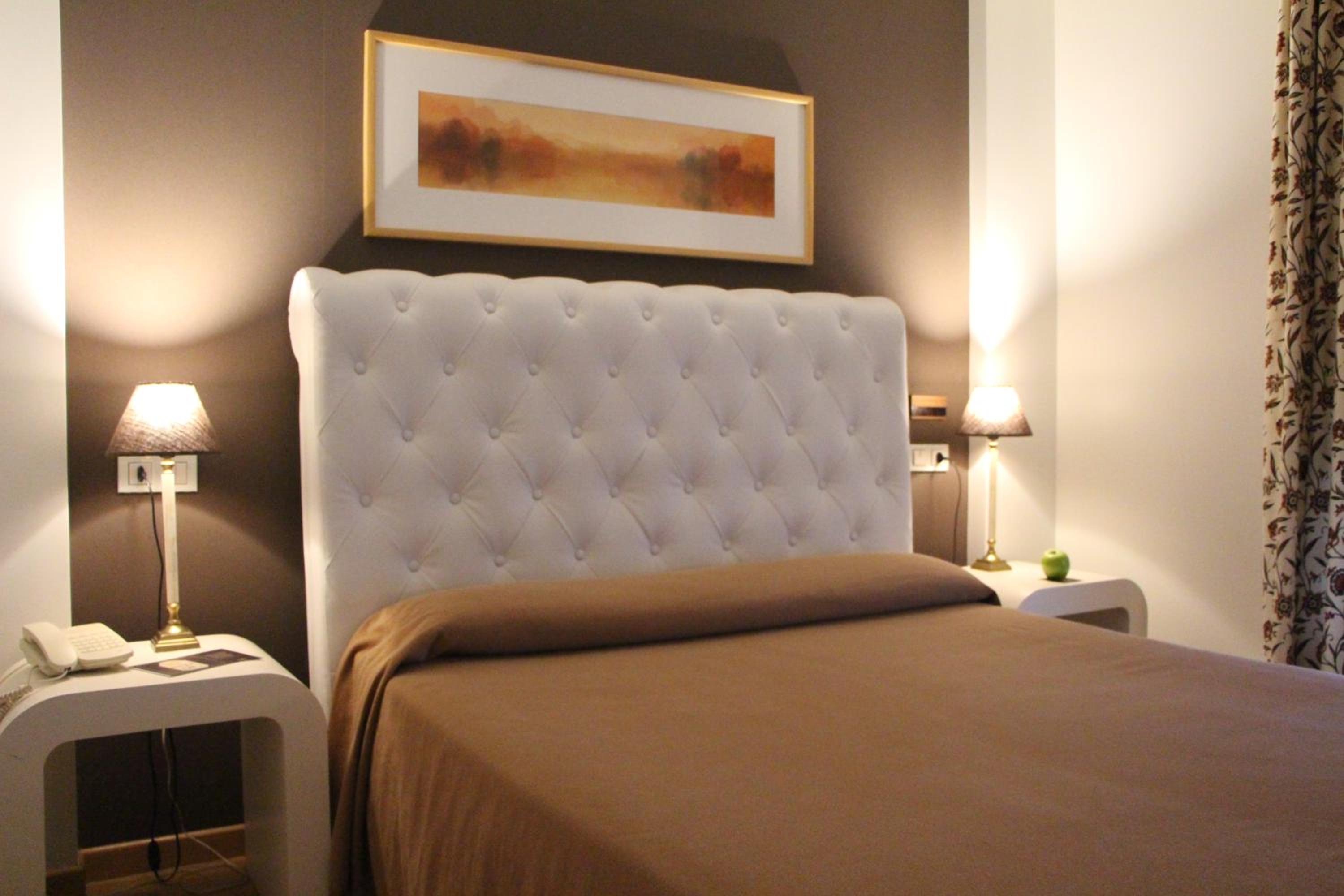 Double Room - Photo 4